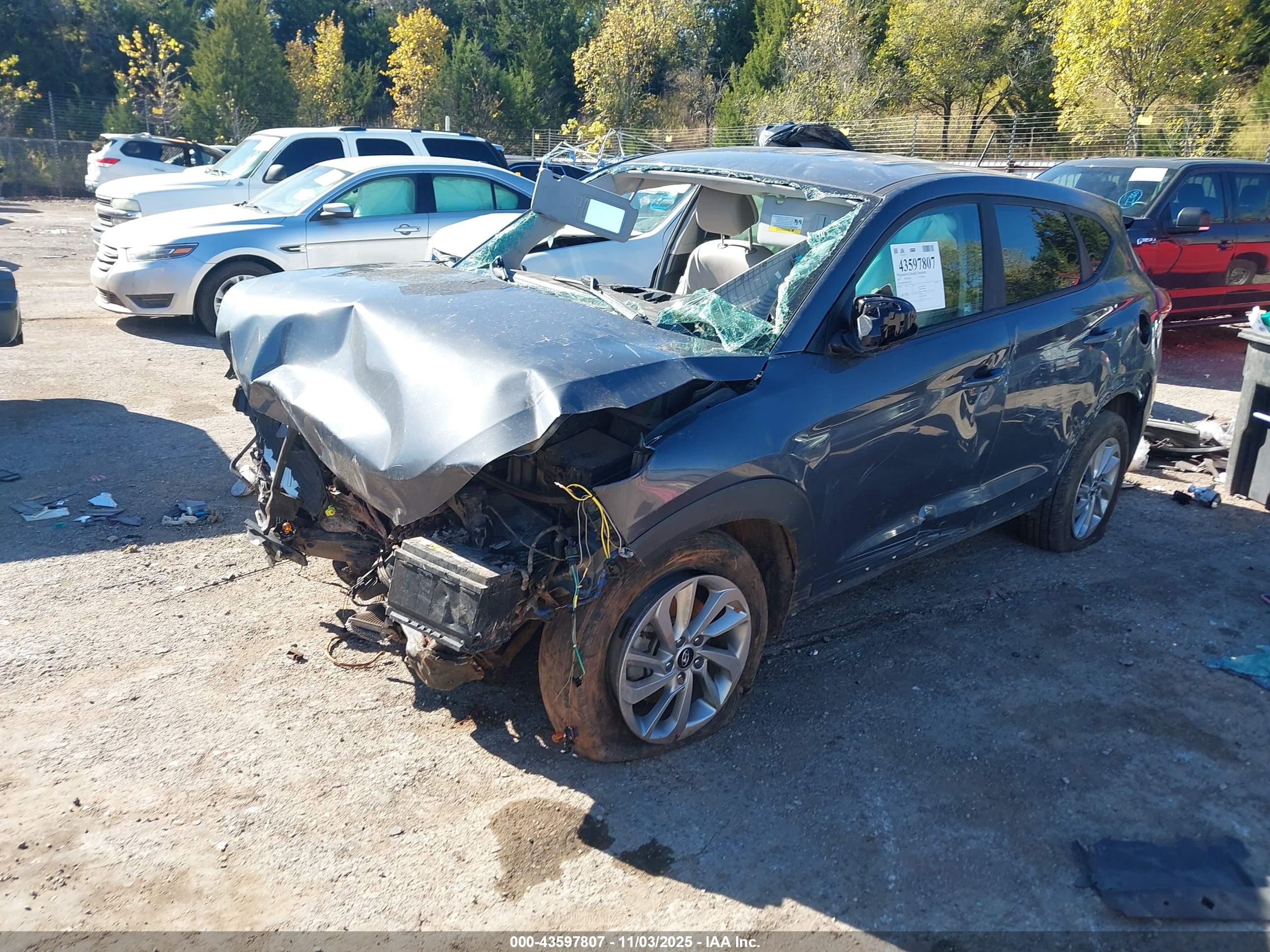 HYUNDAI TUCSON image 2