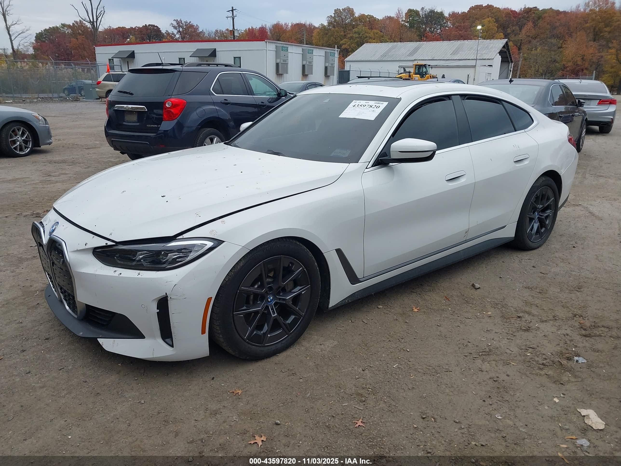 BMW I4 image 2