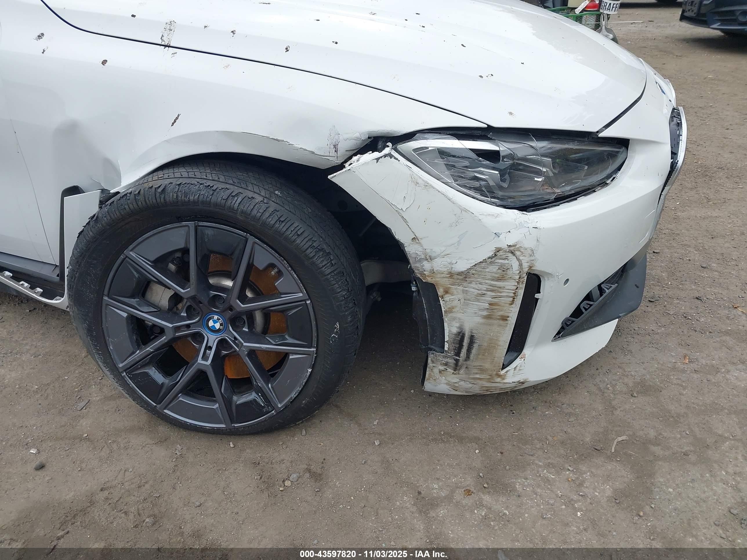BMW I4 image 6