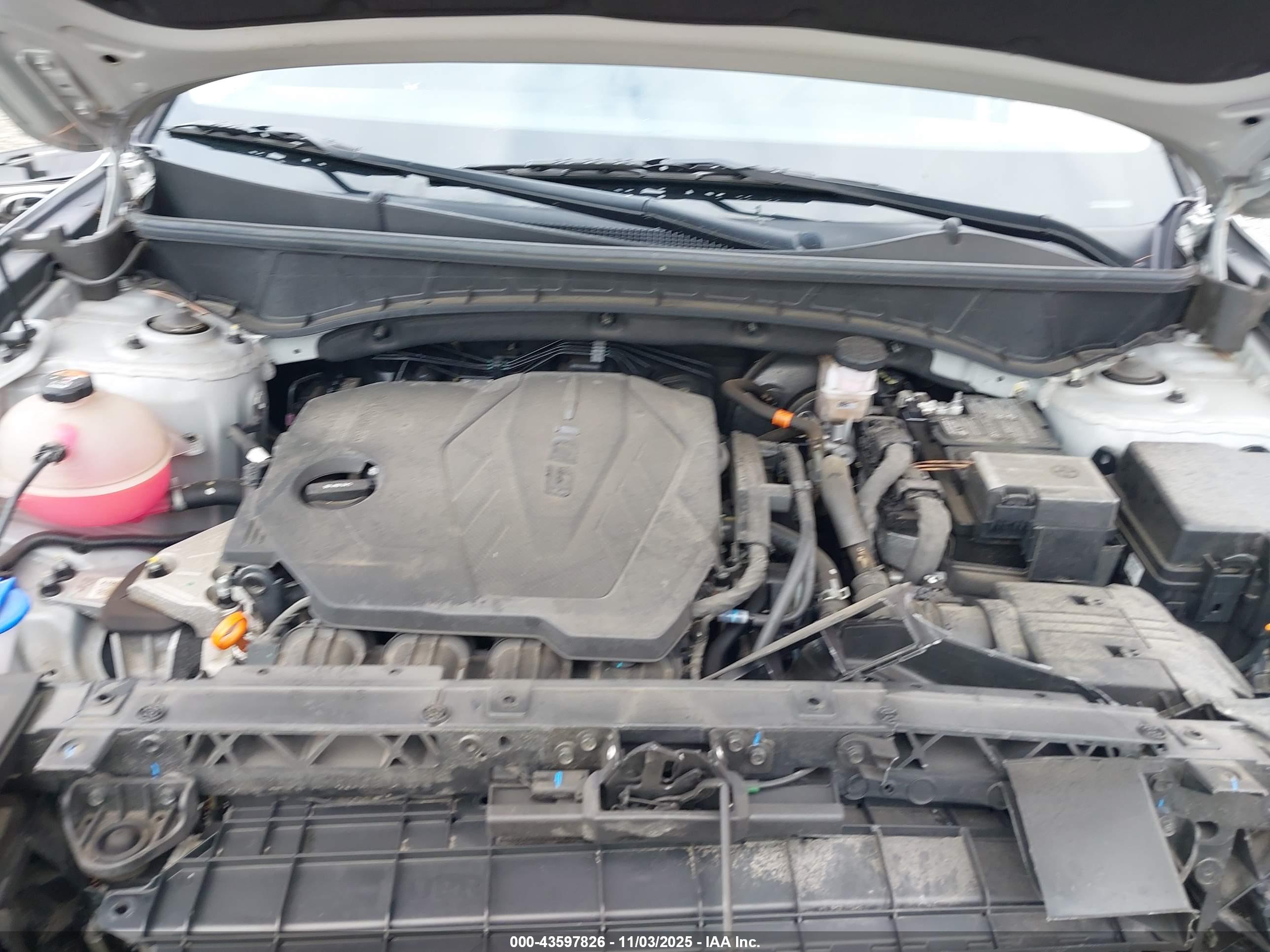 HYUNDAI TUCSON image 10