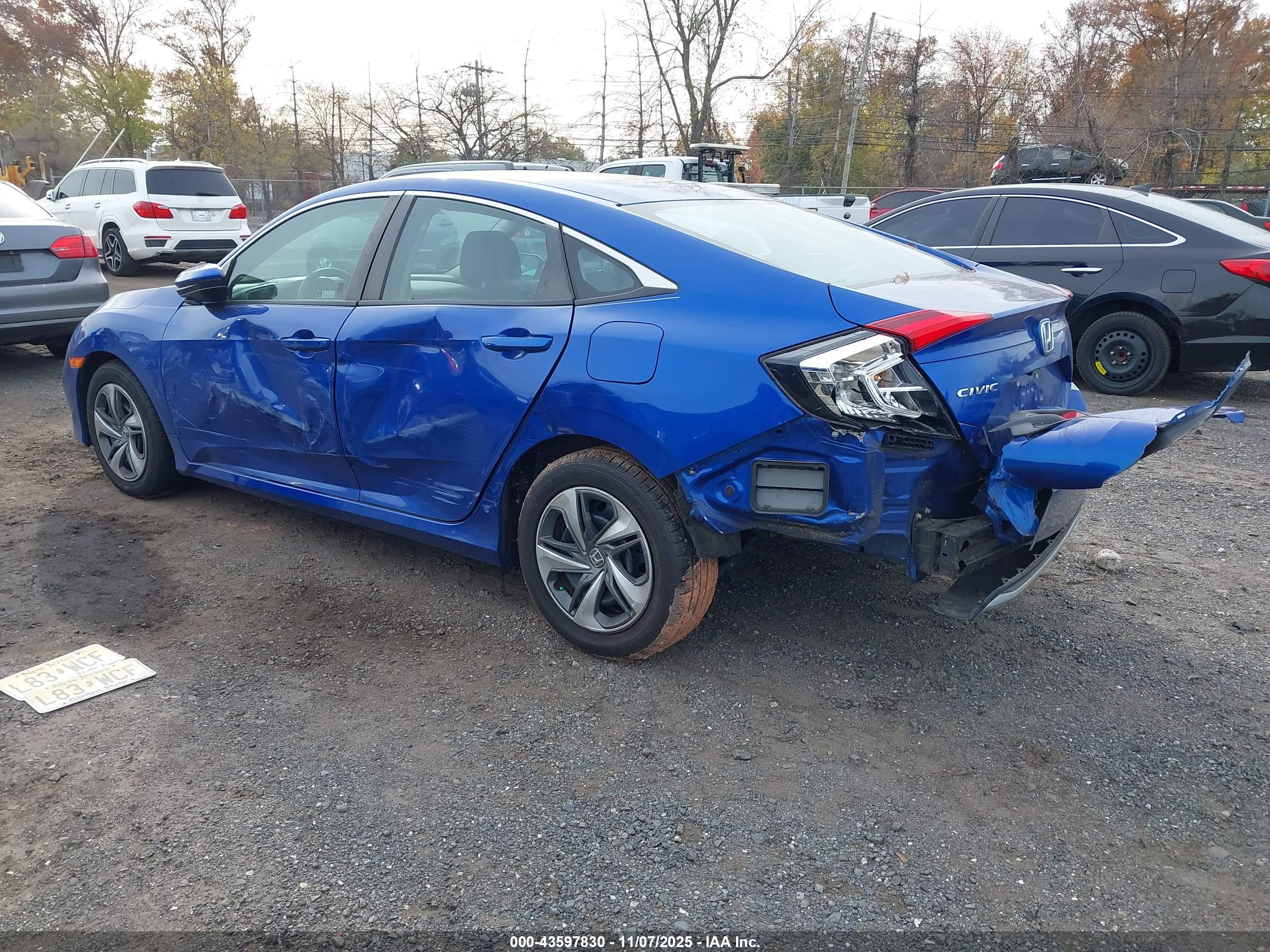 HONDA CIVIC image 3
