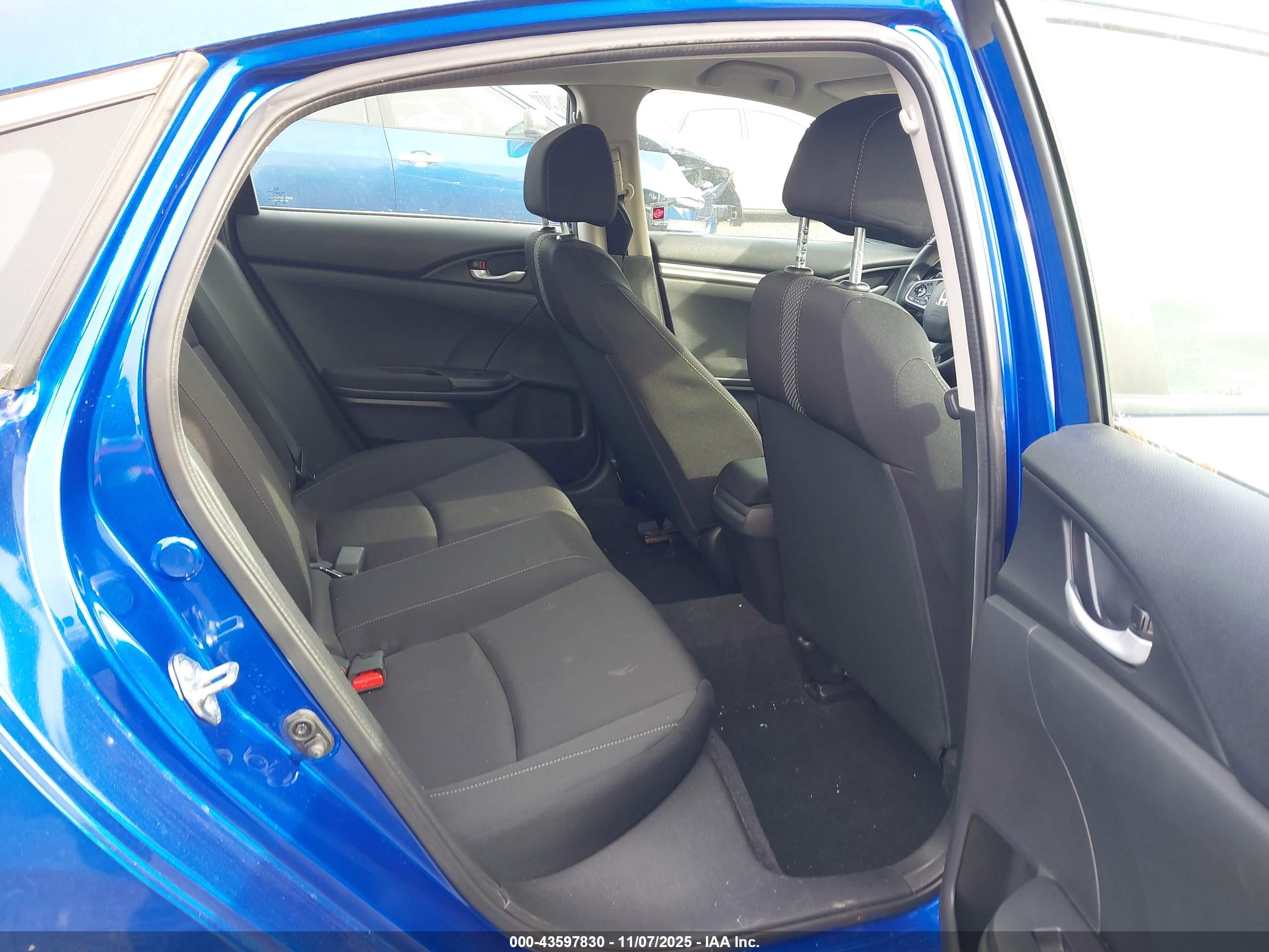 HONDA CIVIC image 8