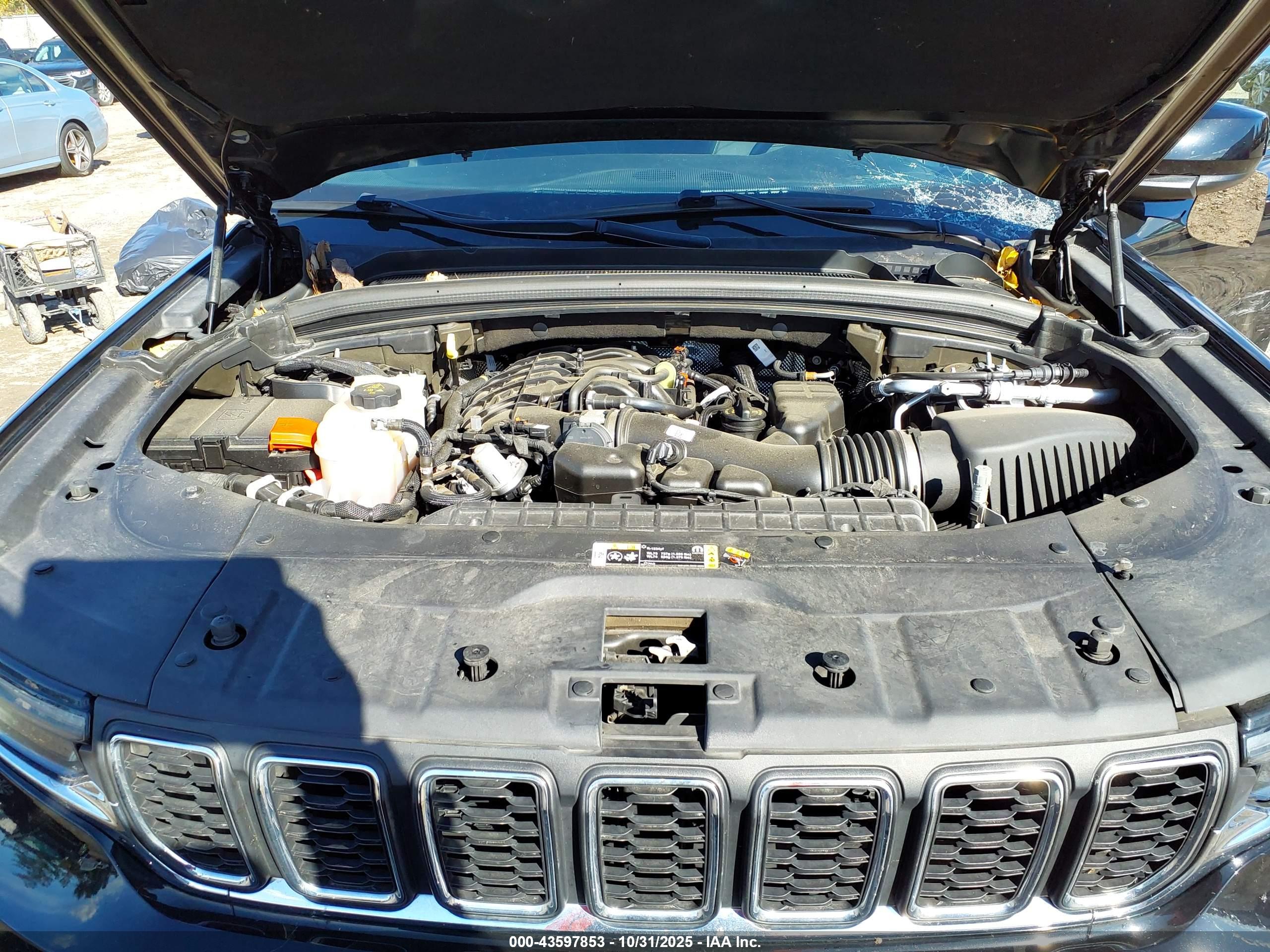 JEEP GRAND image 10