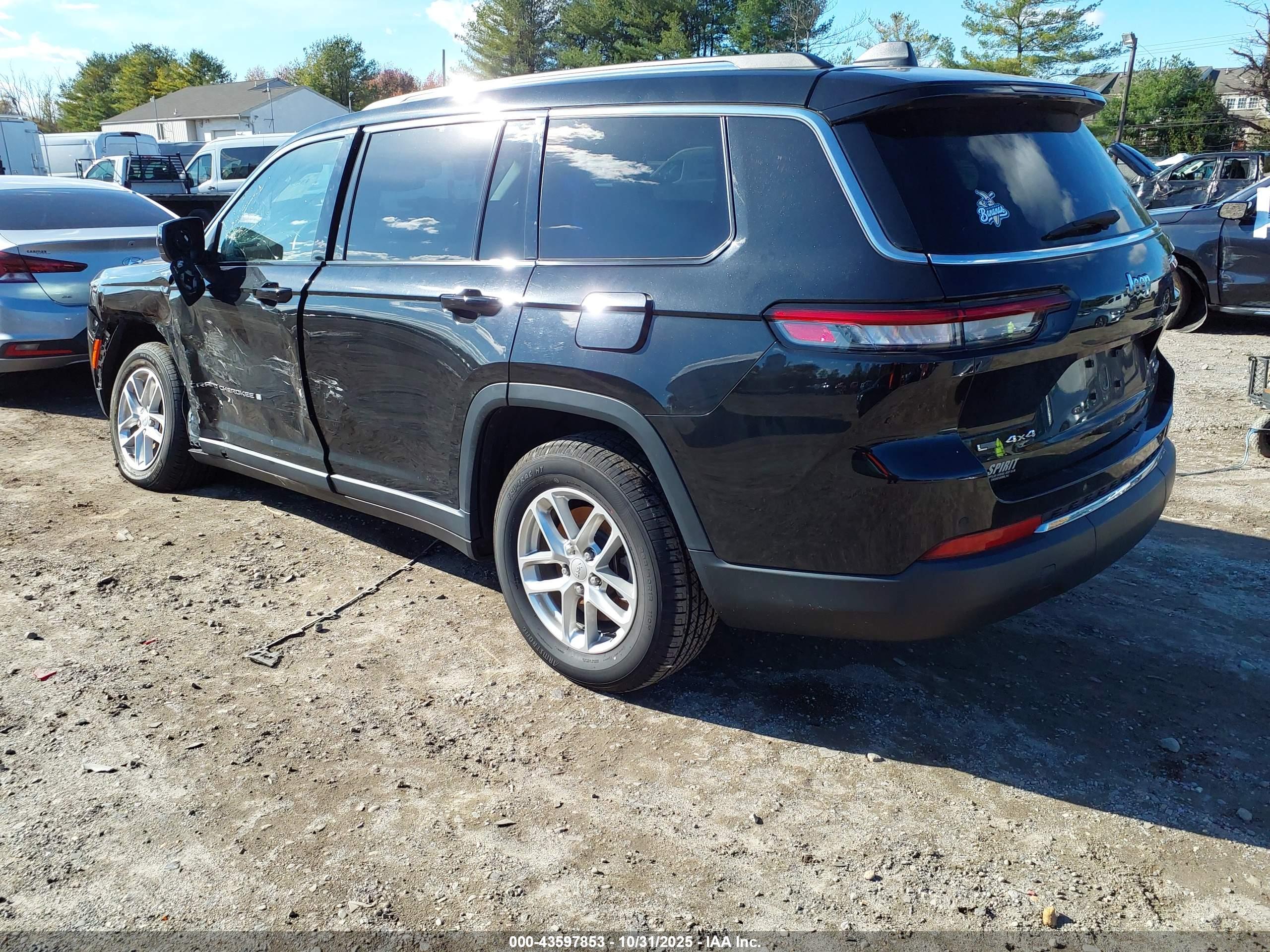 JEEP GRAND image 3