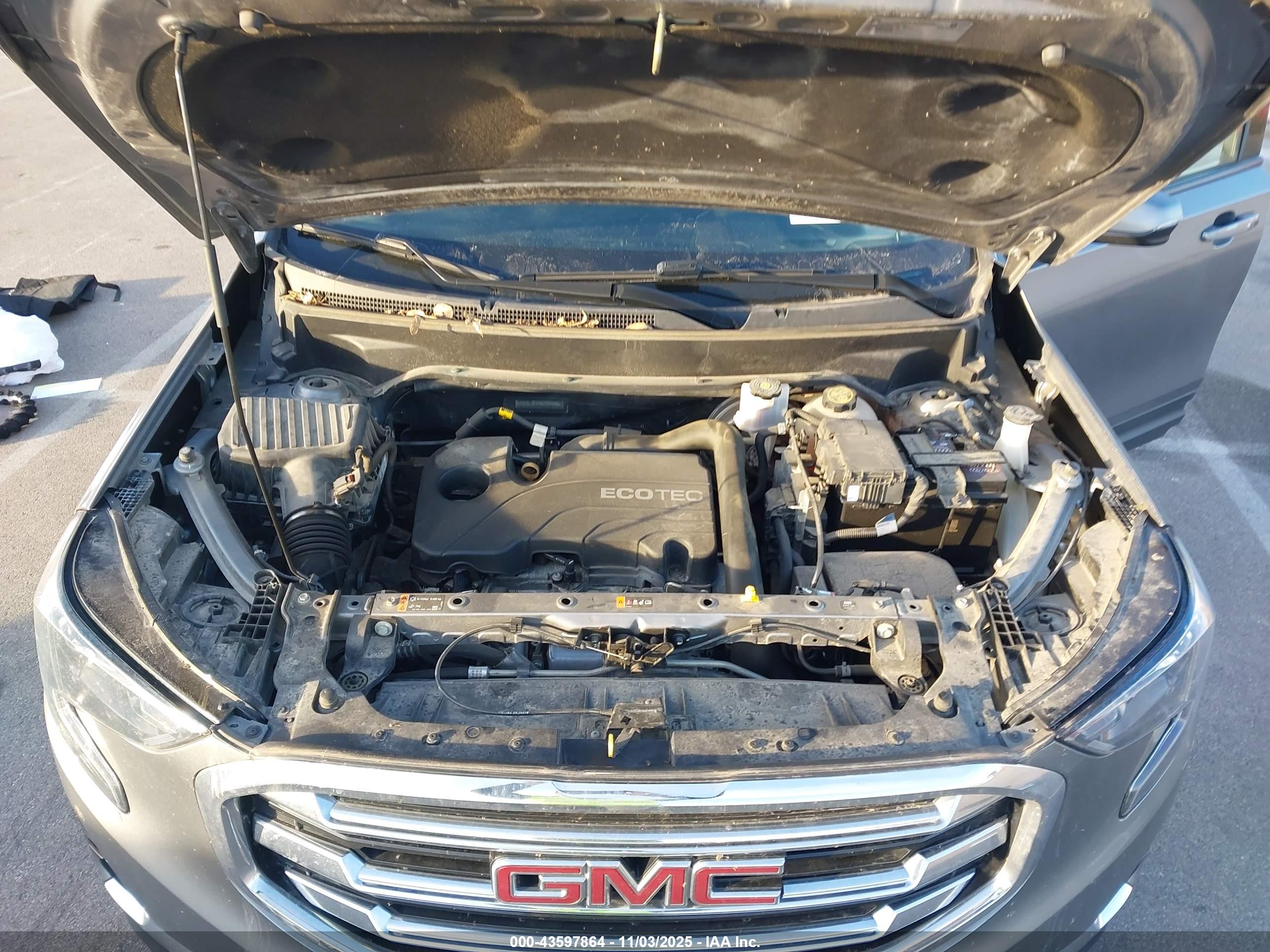 GMC TERRAIN image 10