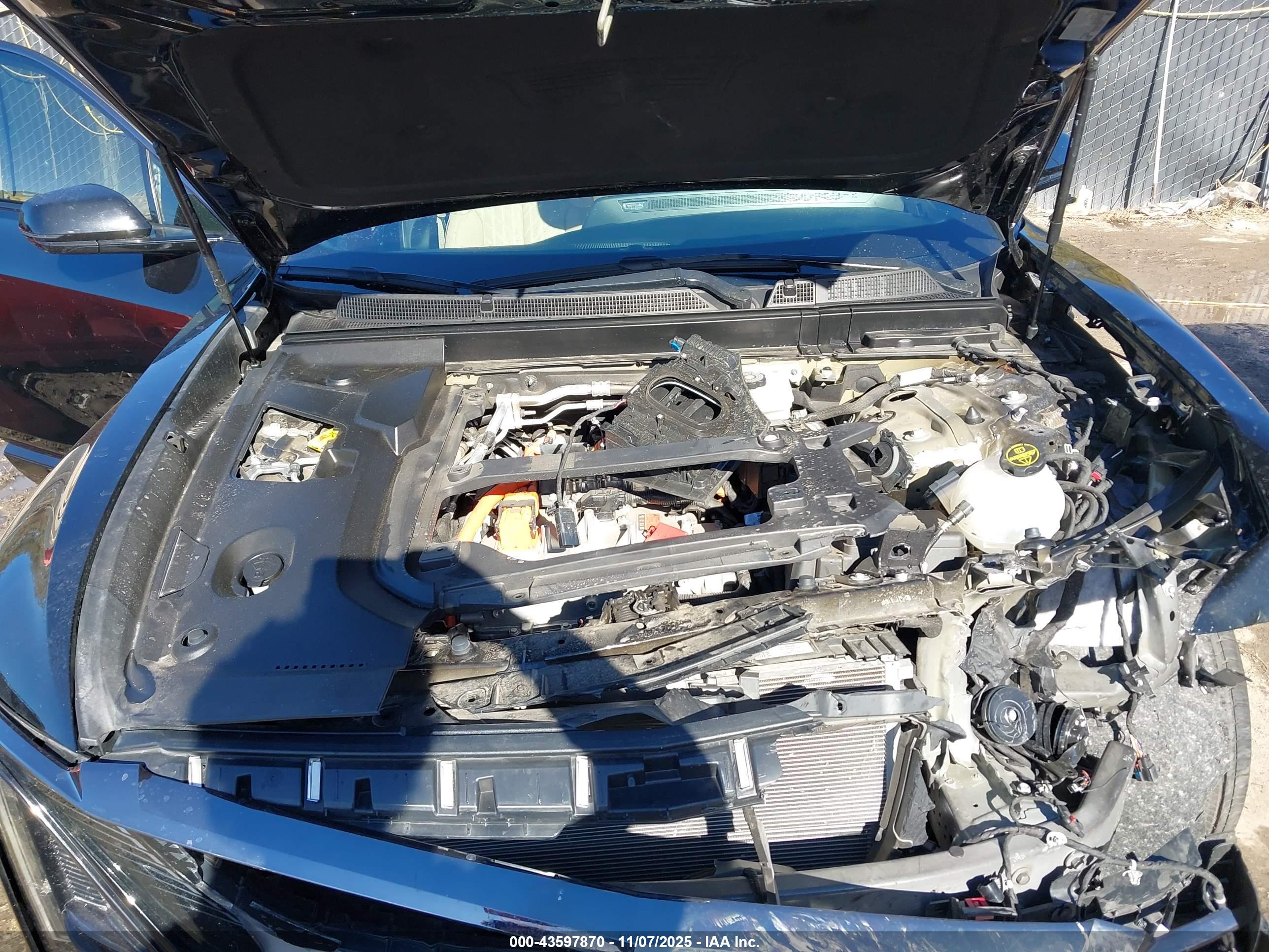 CADILLAC LYRIQ image 10