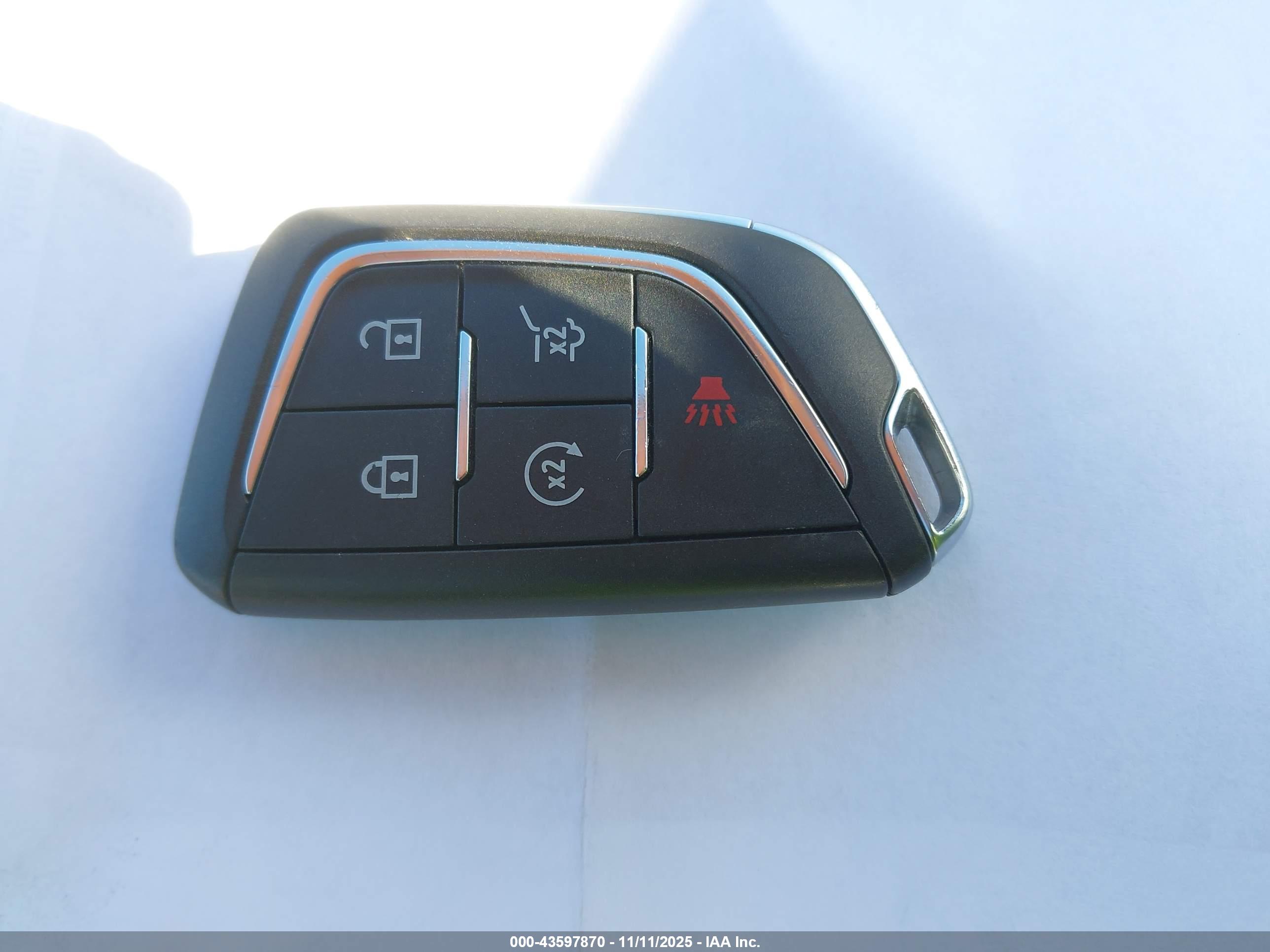 CADILLAC LYRIQ image 11