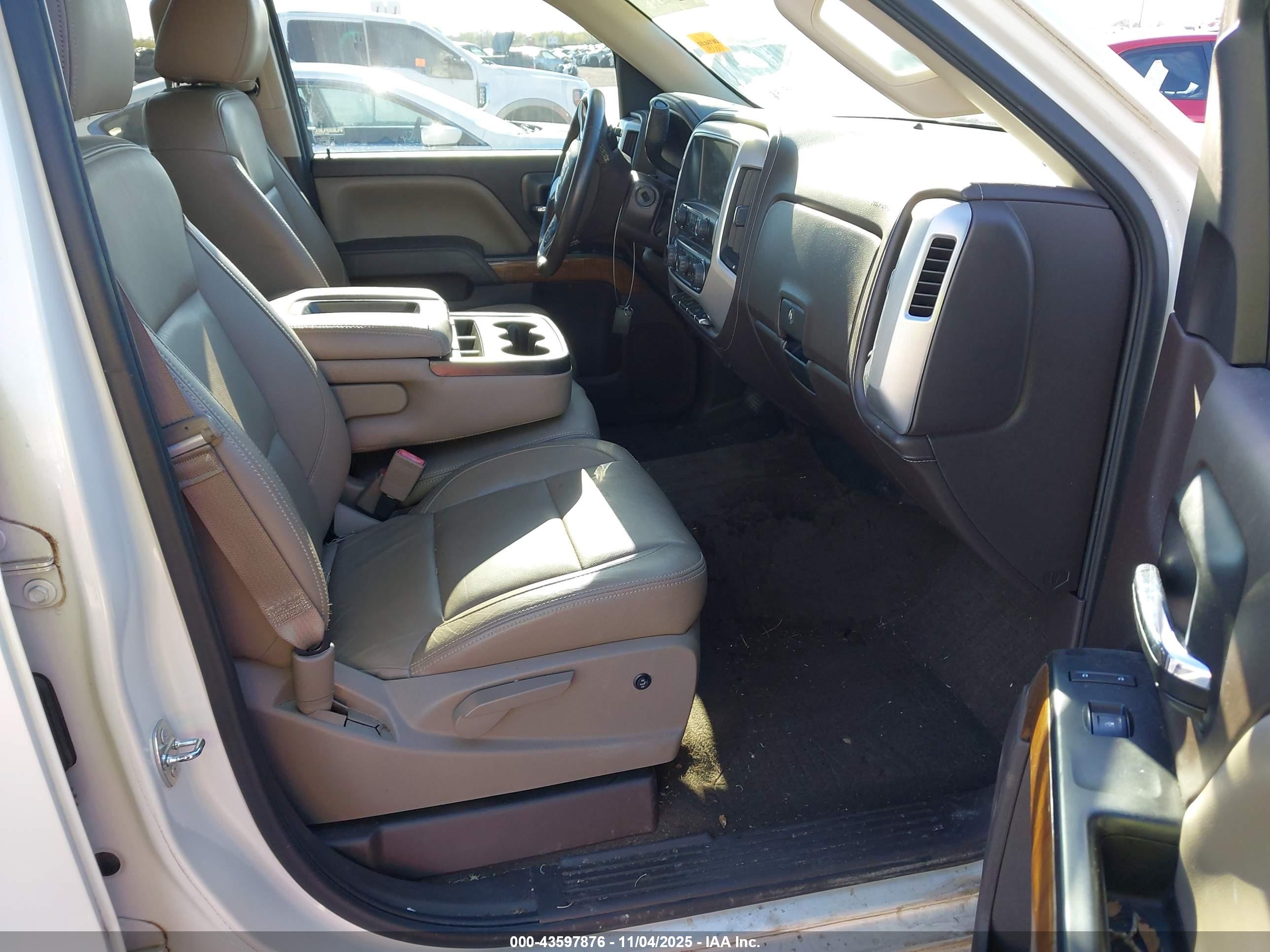 GMC SIERRA image 5