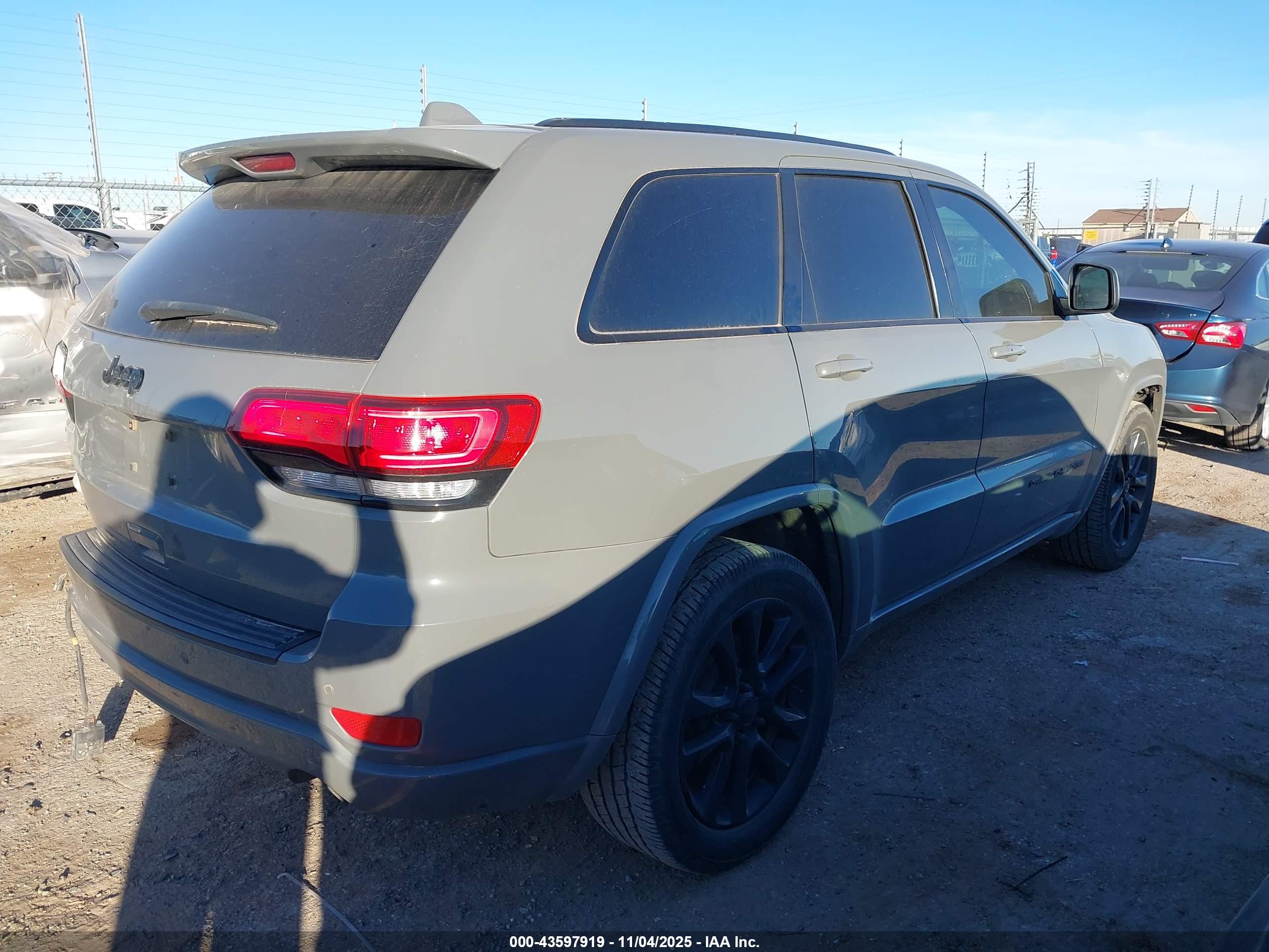 JEEP GRAND image 4