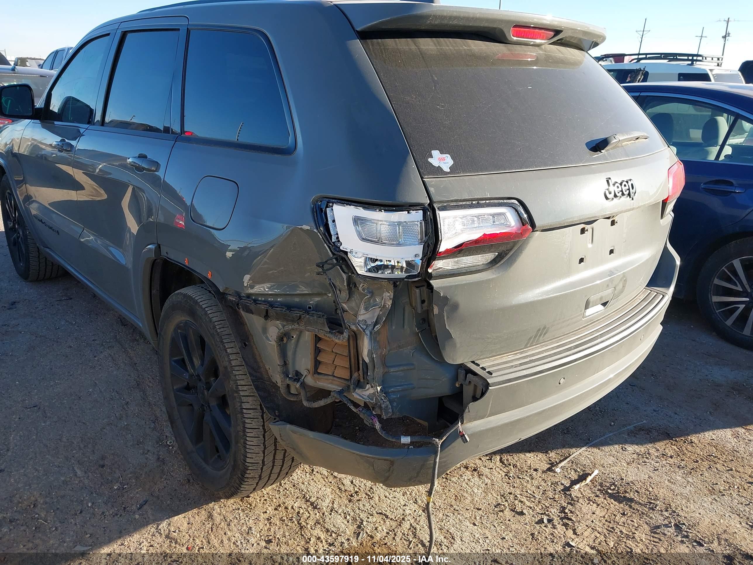 JEEP GRAND image 6