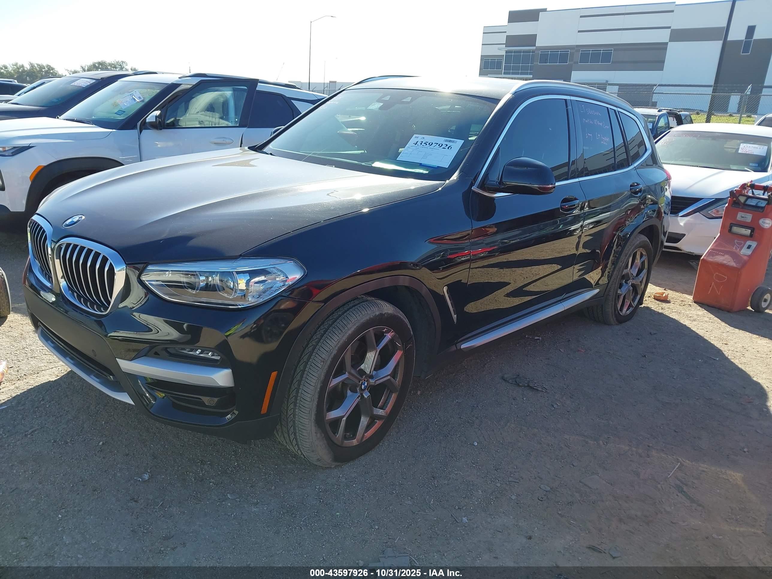 BMW X3 image 2