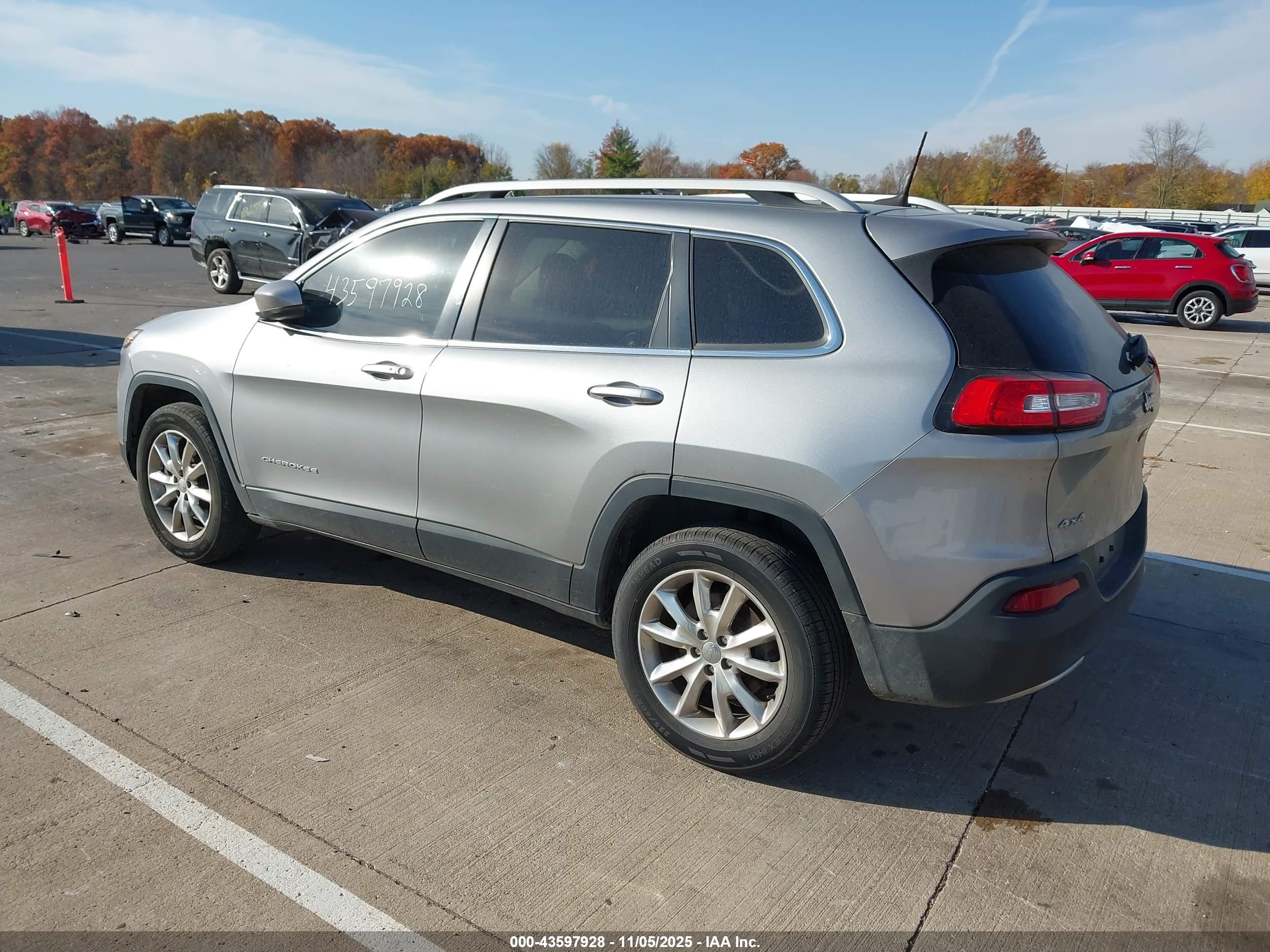 JEEP CHEROKEE image 3