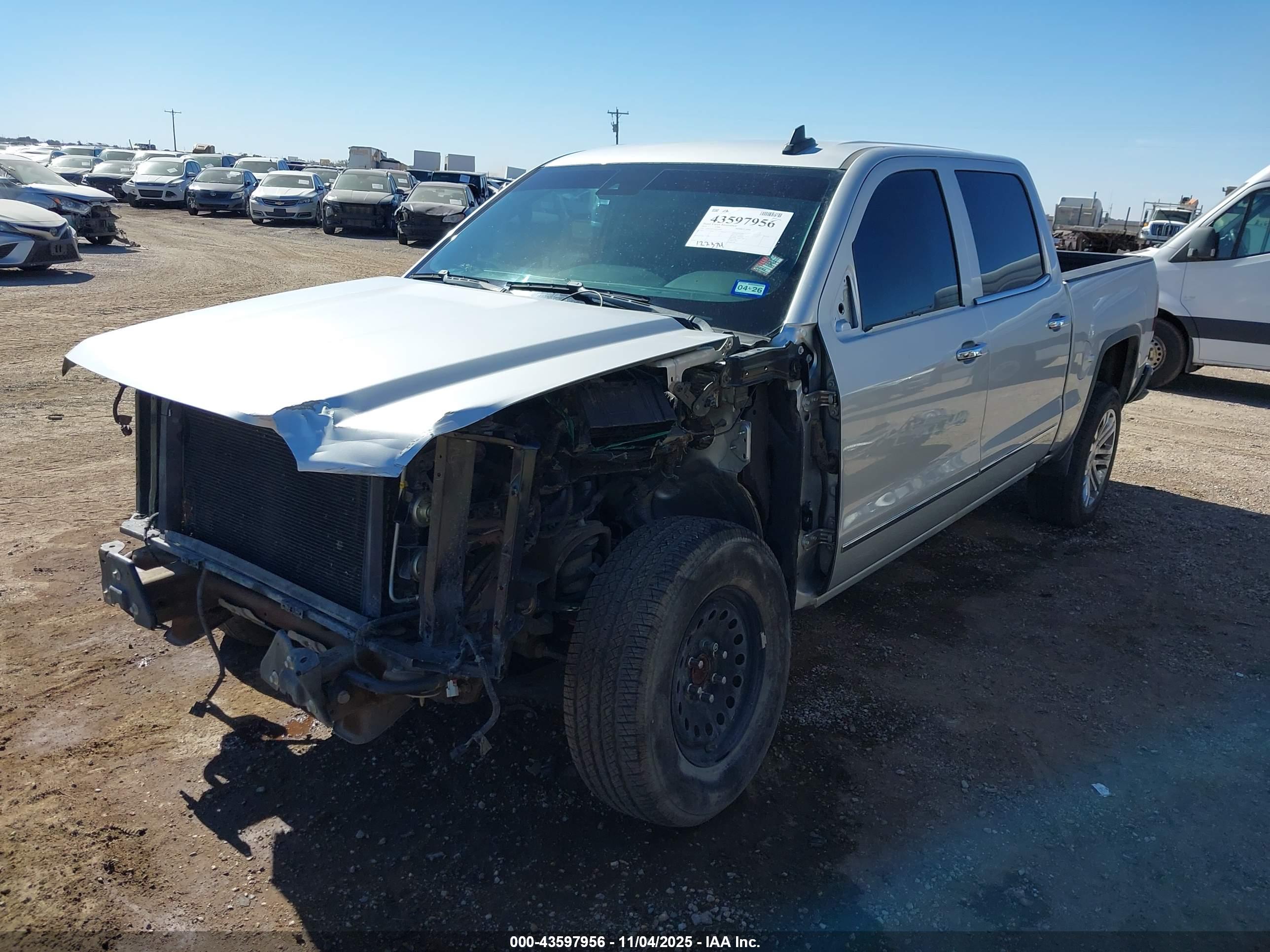 GMC SIERRA image 2
