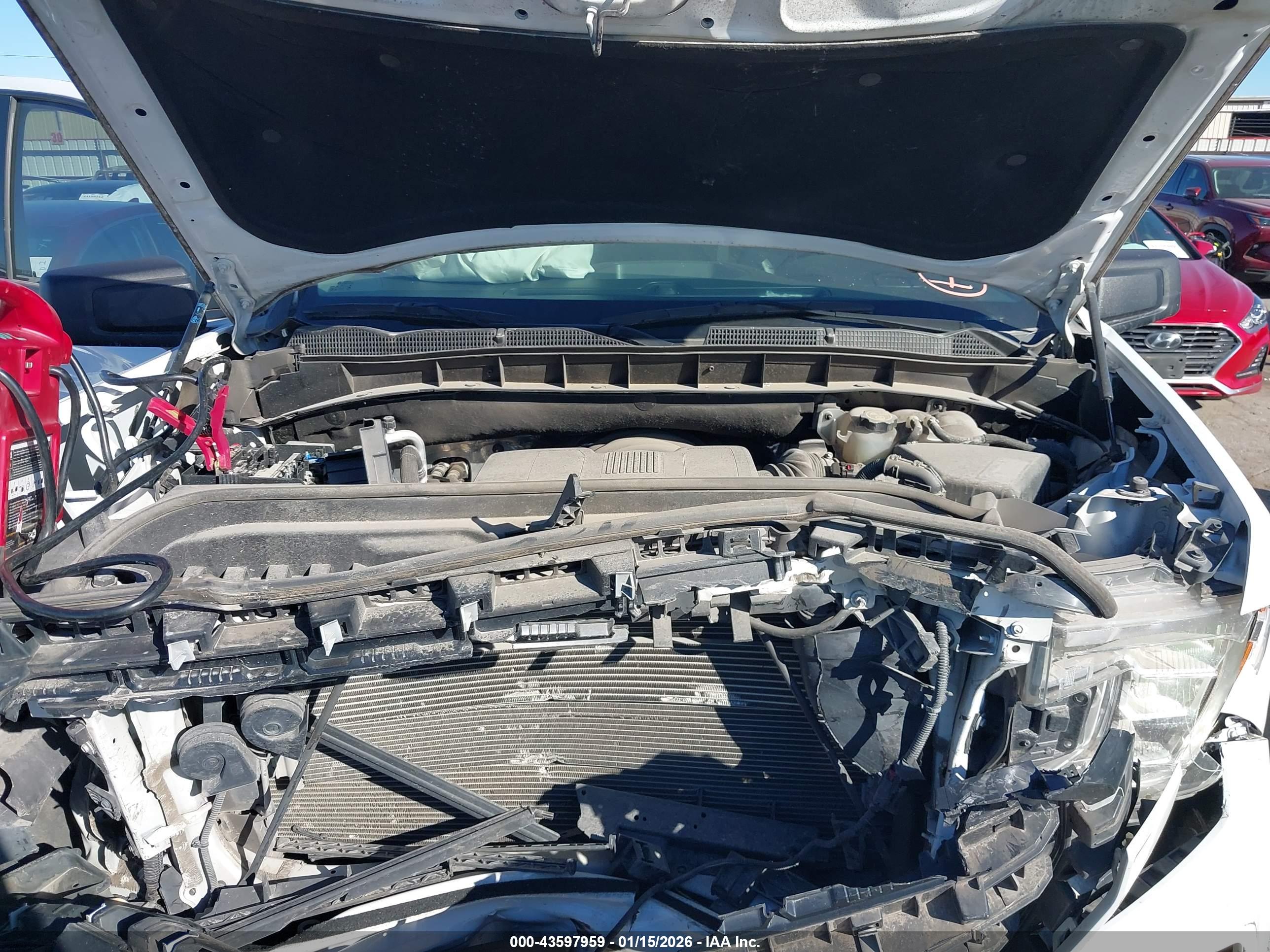 GMC SIERRA image 10