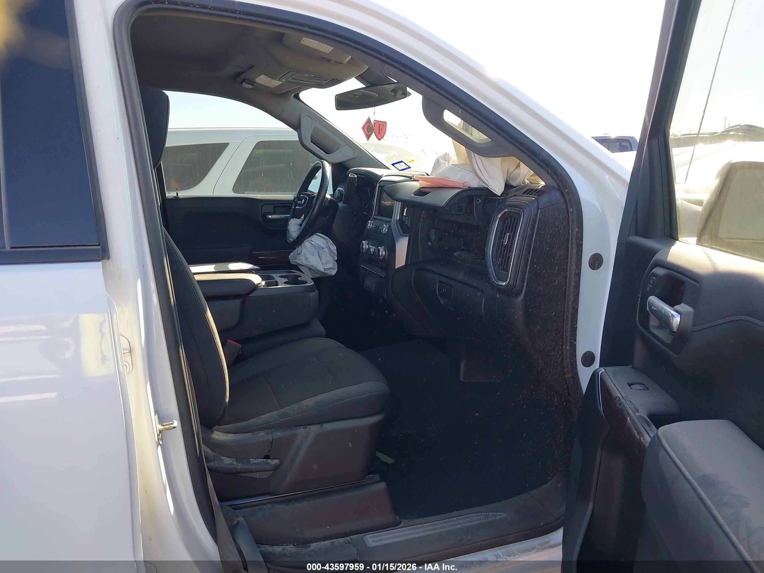 GMC SIERRA image 5