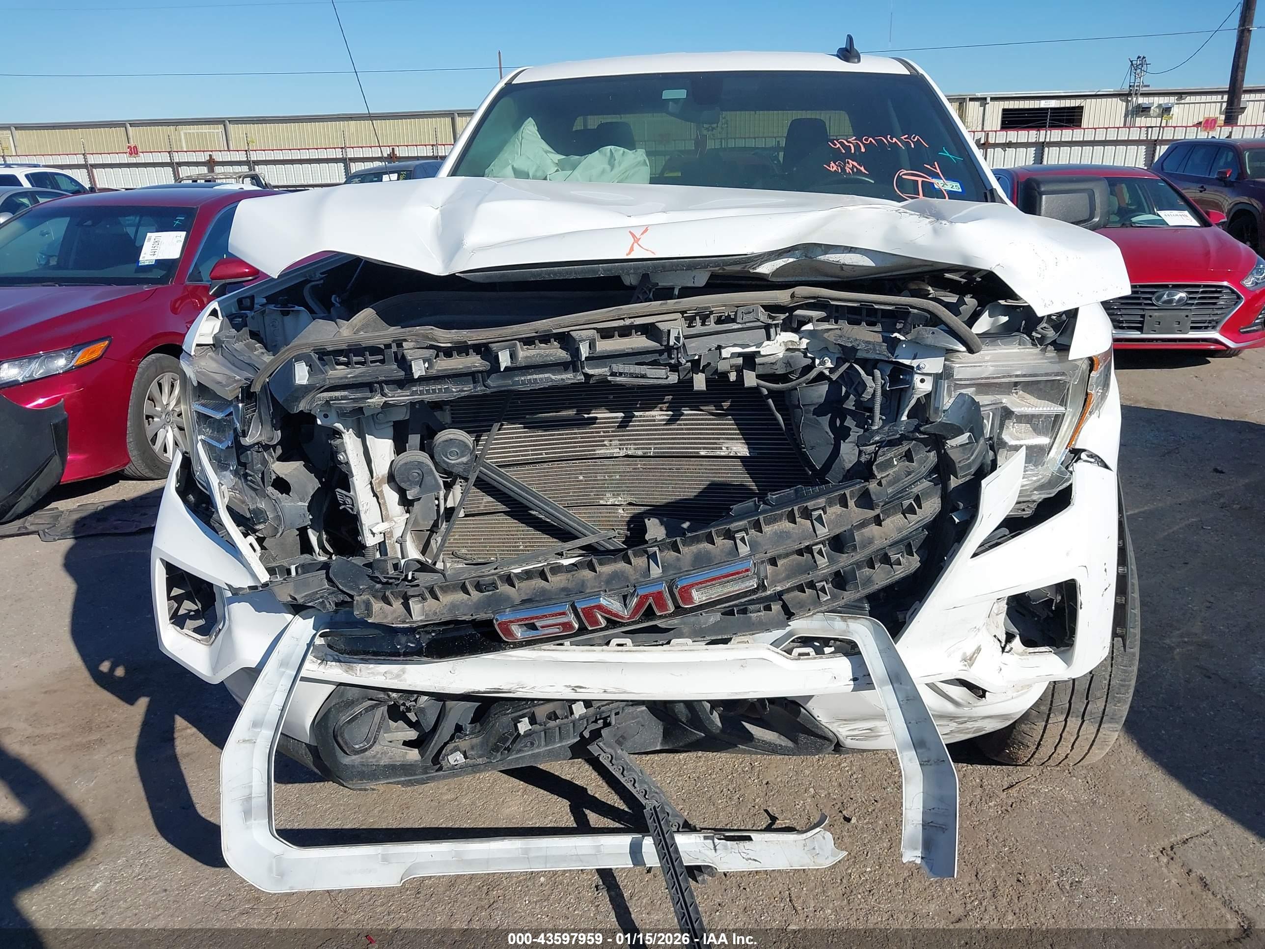 GMC SIERRA image 6