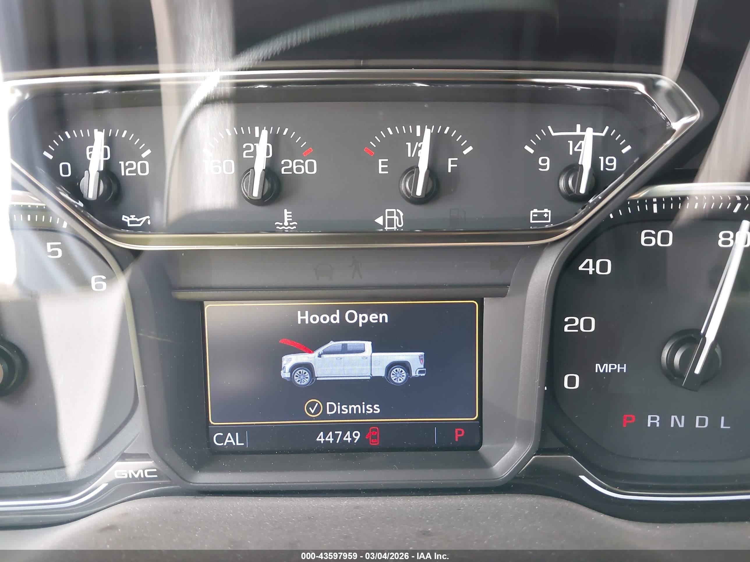 GMC SIERRA image 7
