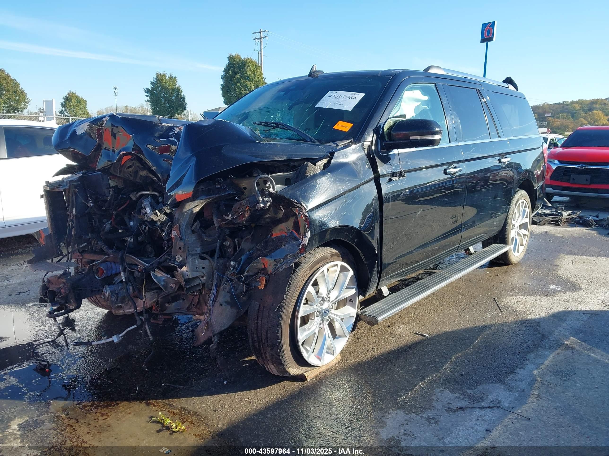 FORD EXPEDITION image 2