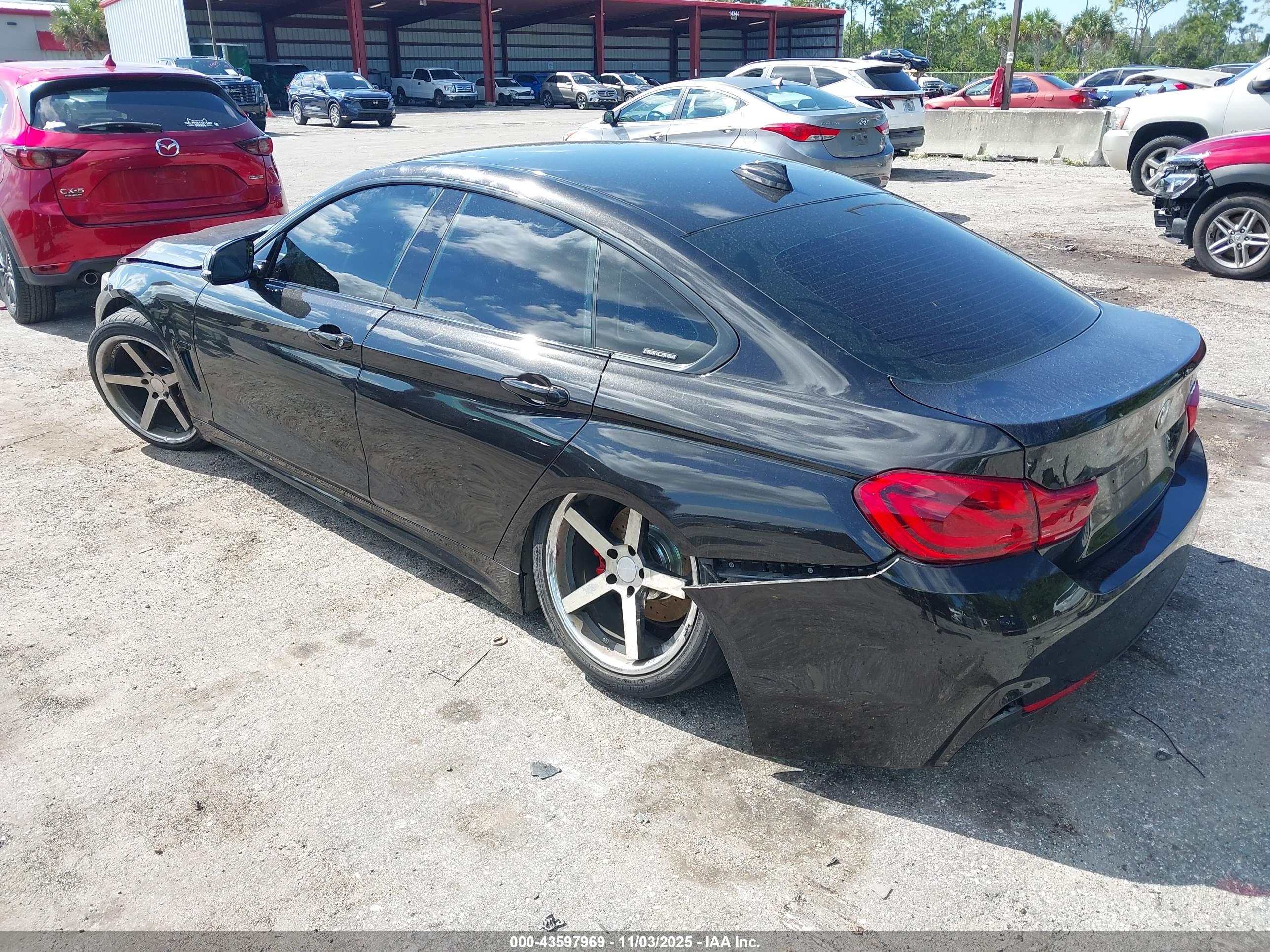 BMW 440I image 3