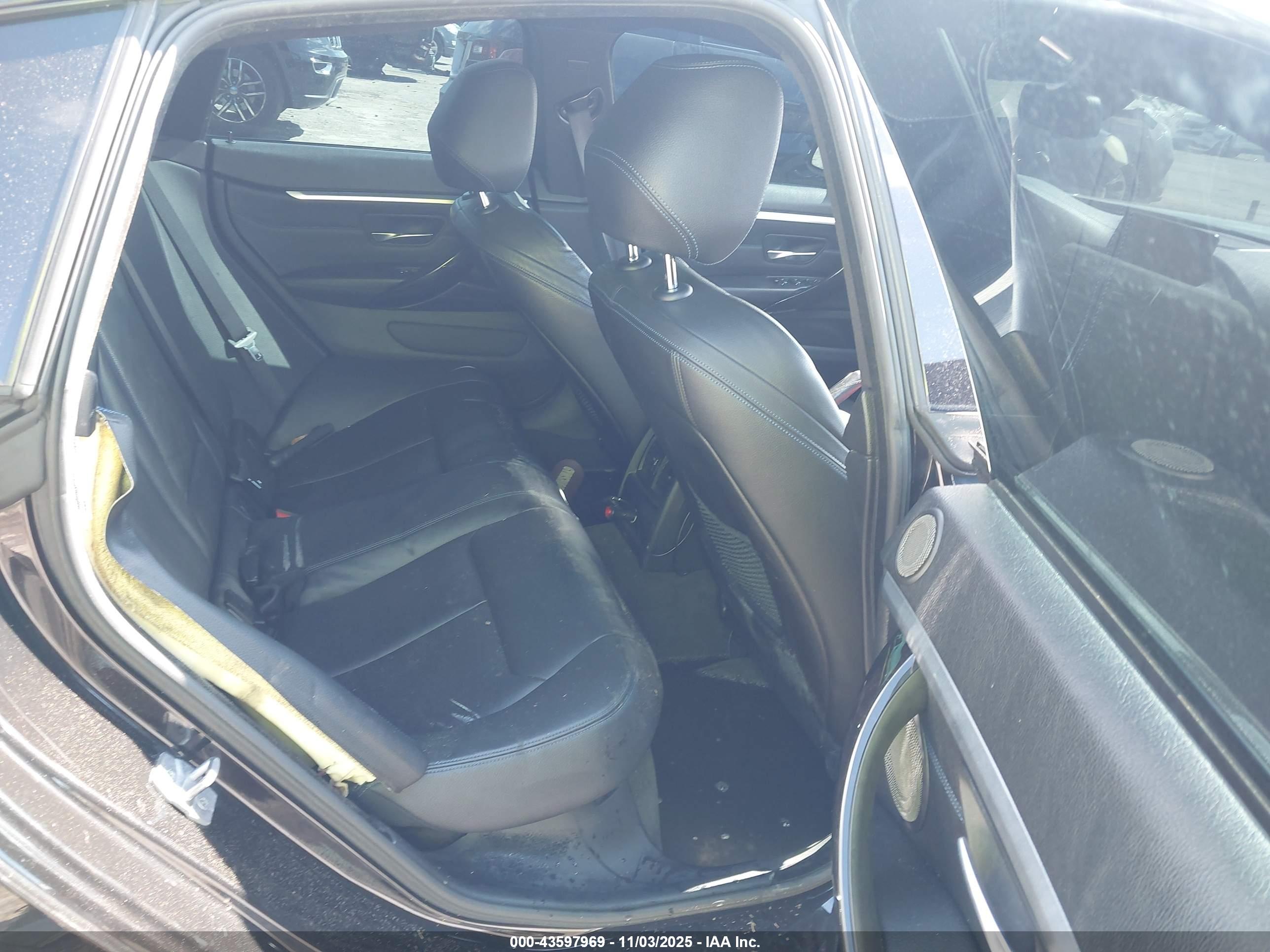 BMW 440I image 8