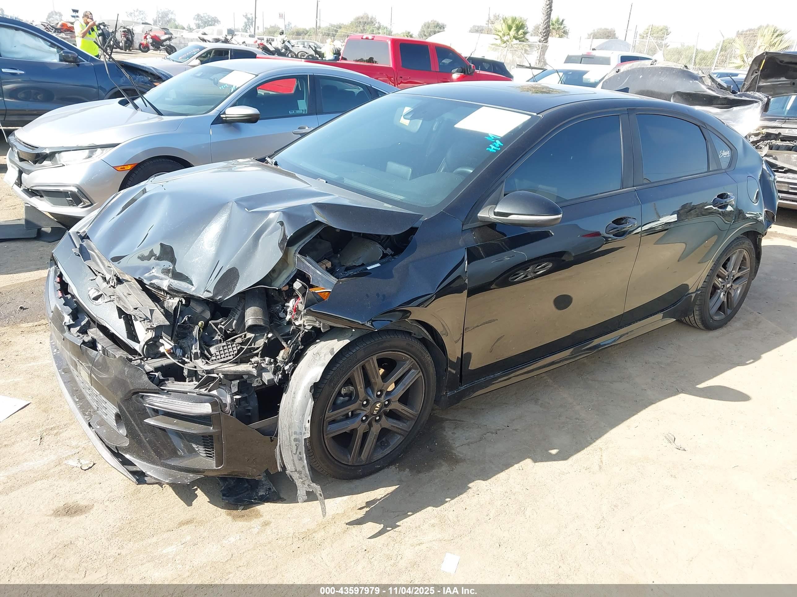 KIA FORTE image 2