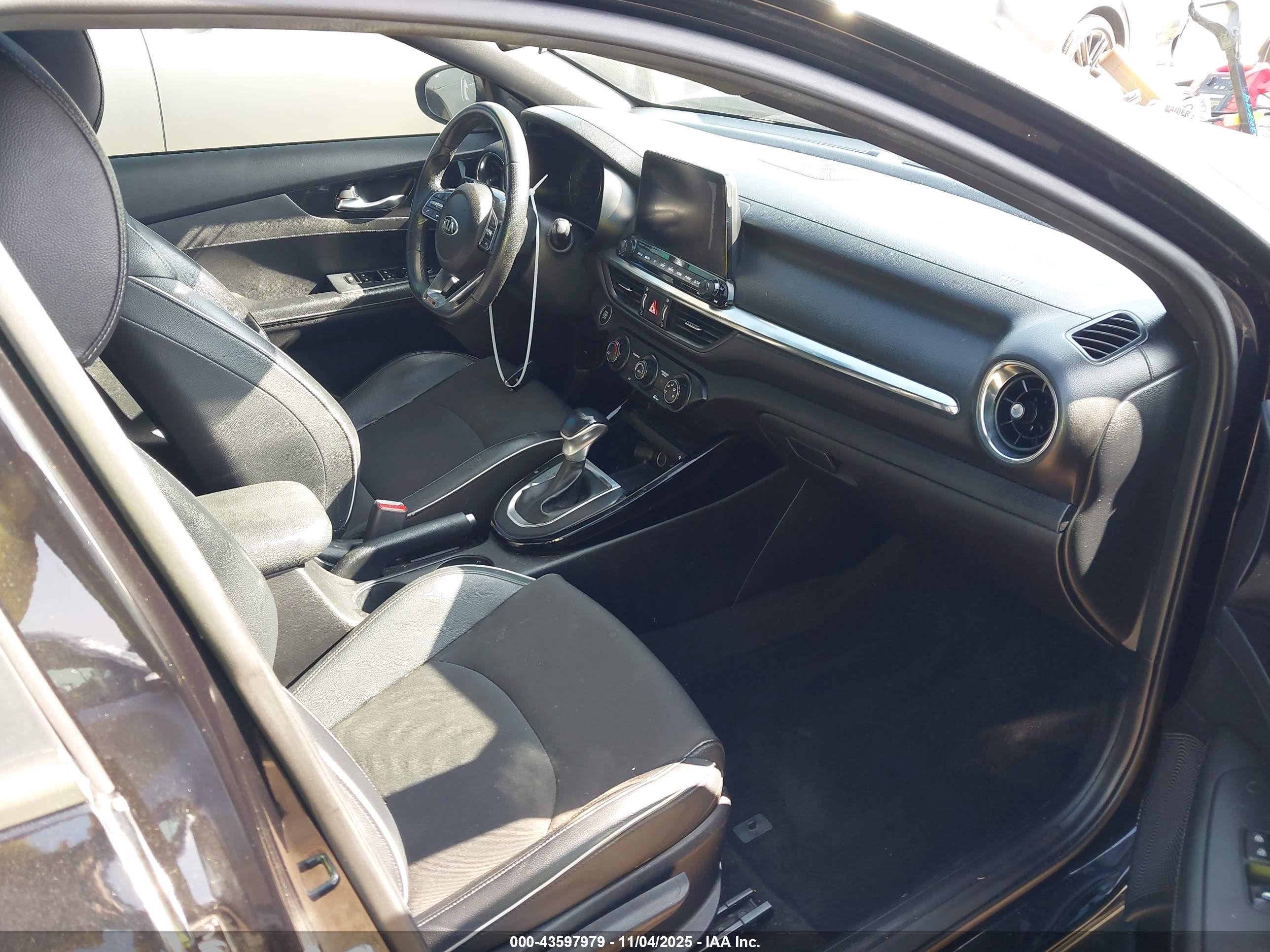KIA FORTE image 5