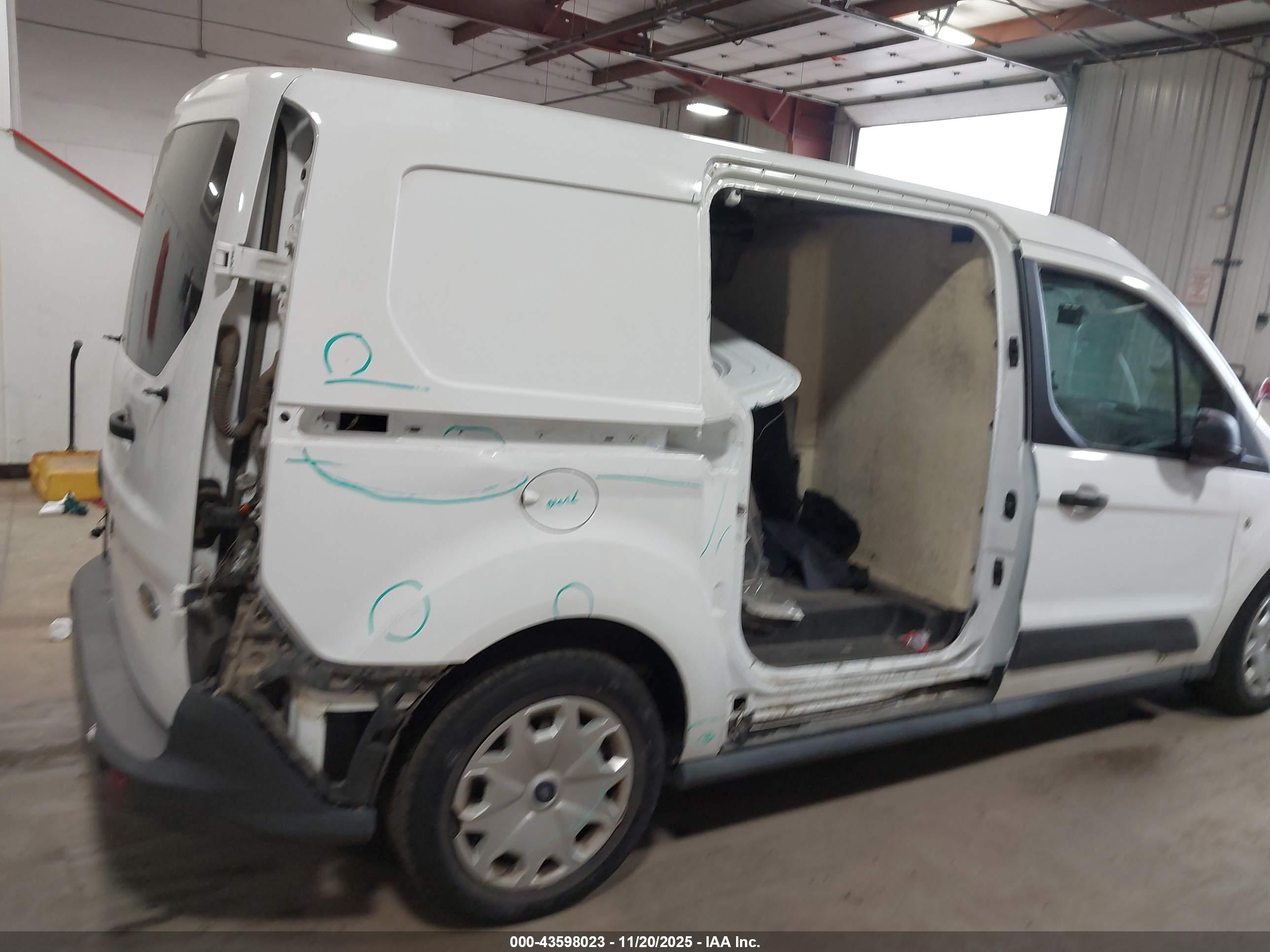 FORD TRANSIT image 6
