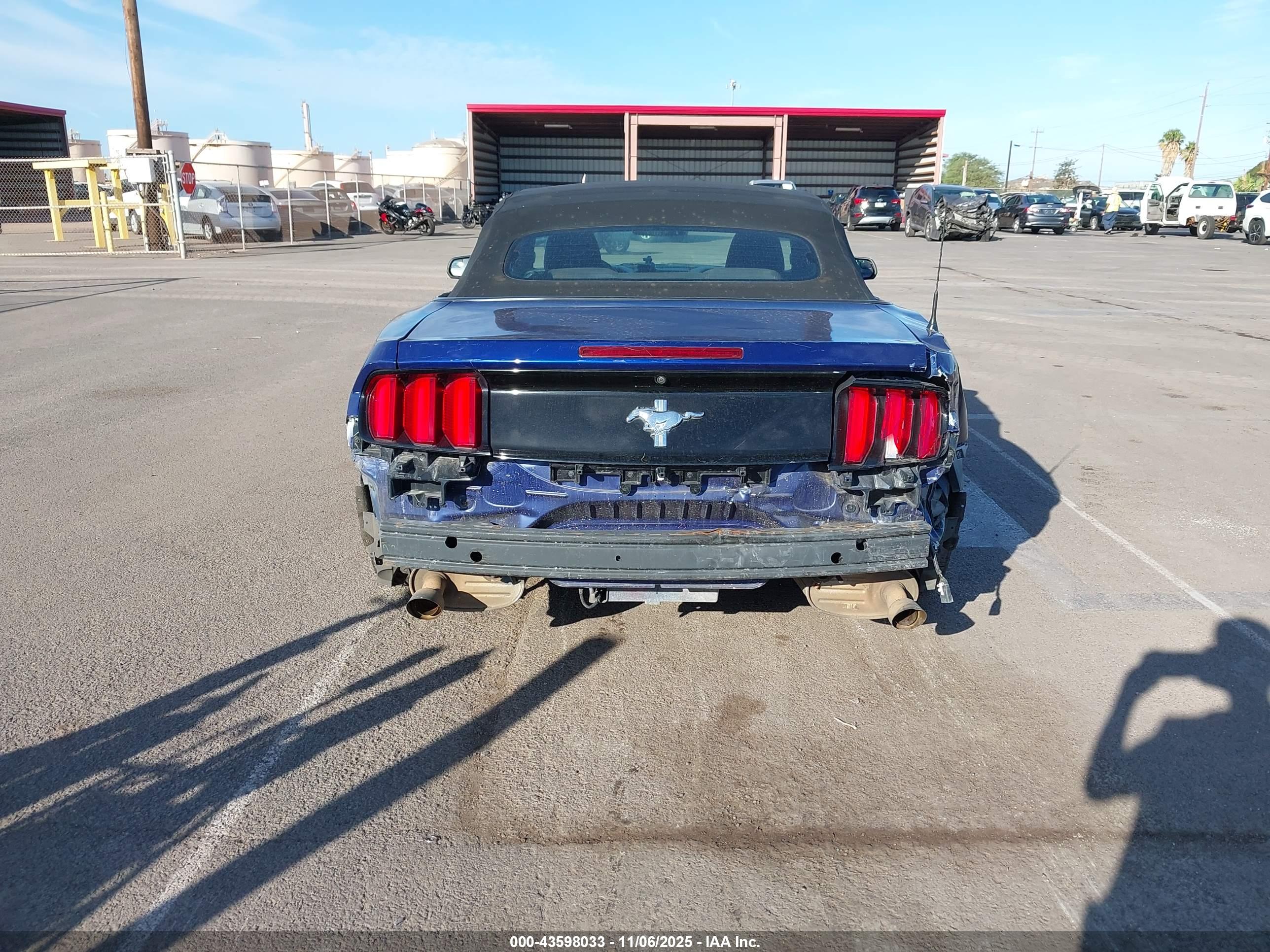 FORD MUSTANG image 6