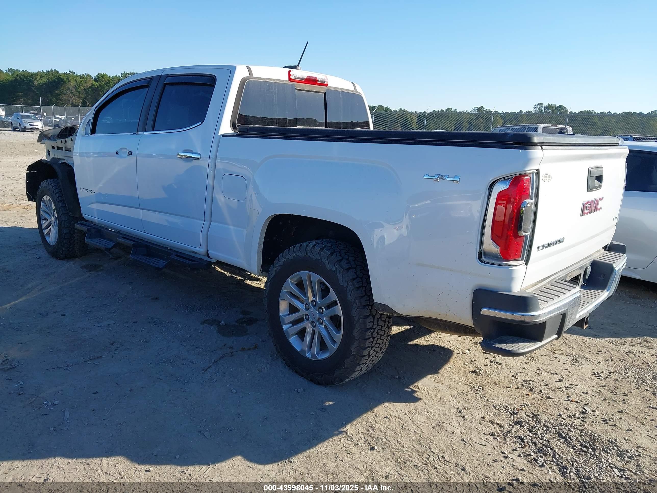 GMC CANYON image 3