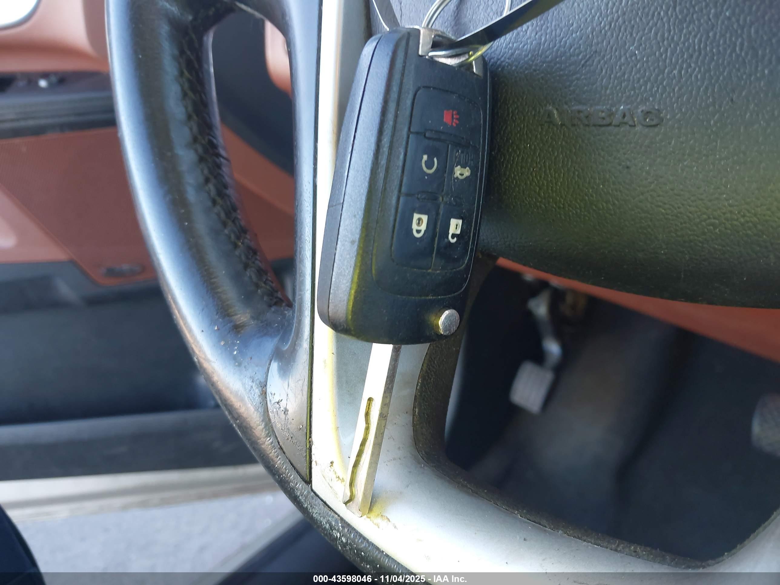 CHEVROLET EQUINOX image 11