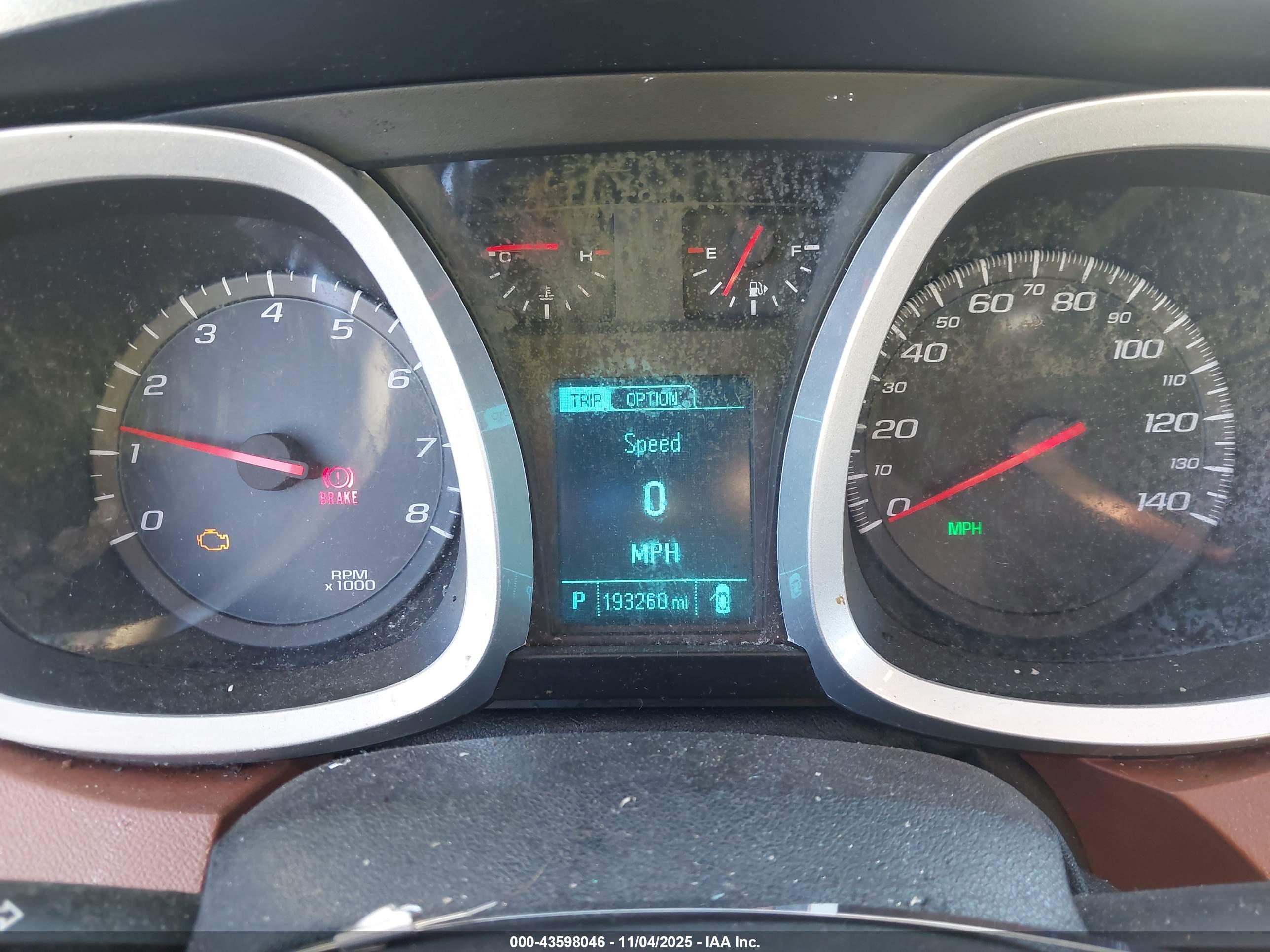 CHEVROLET EQUINOX image 7