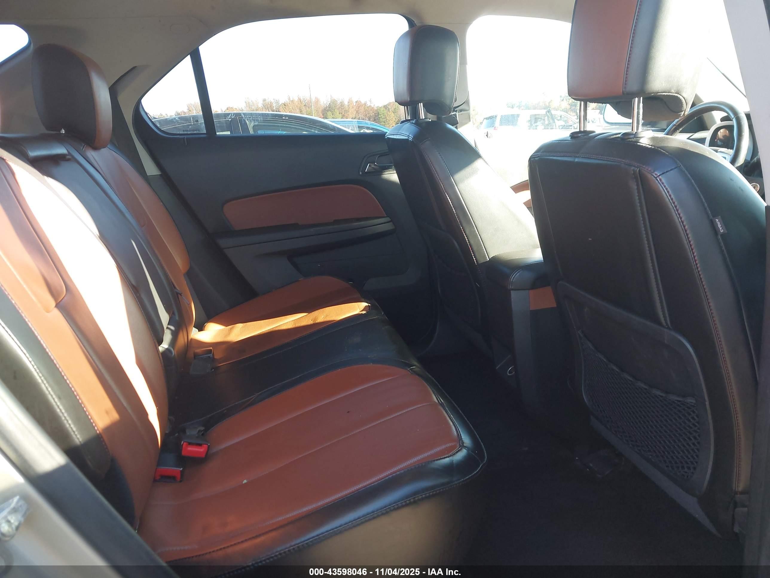 CHEVROLET EQUINOX image 8