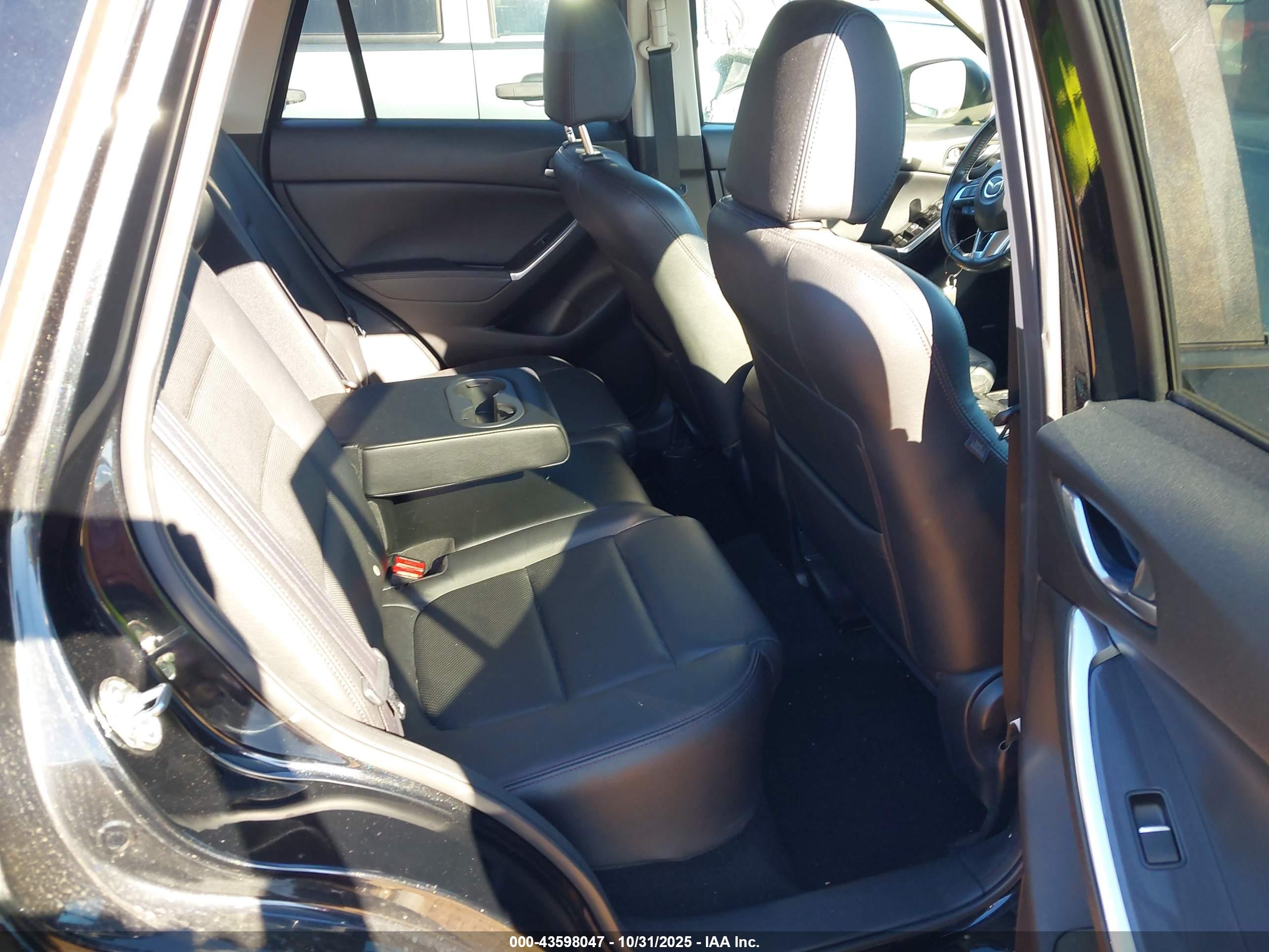 MAZDA CX-5 image 8