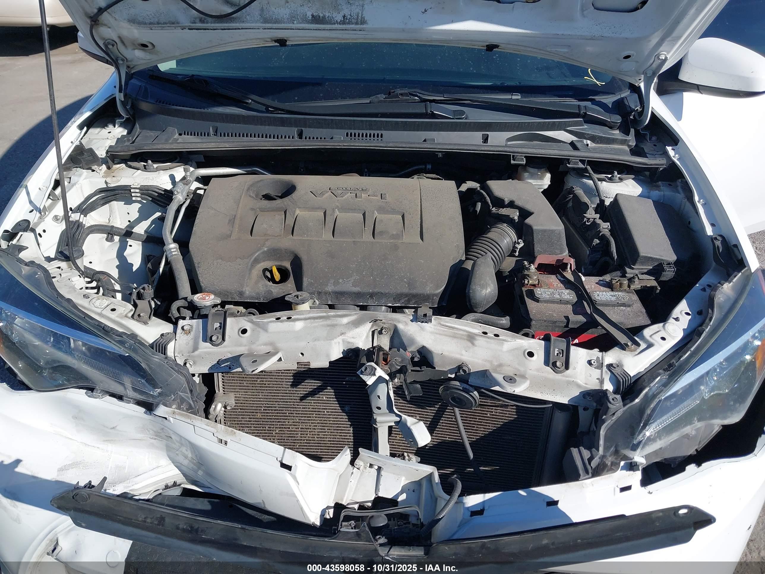 TOYOTA COROLLA image 10