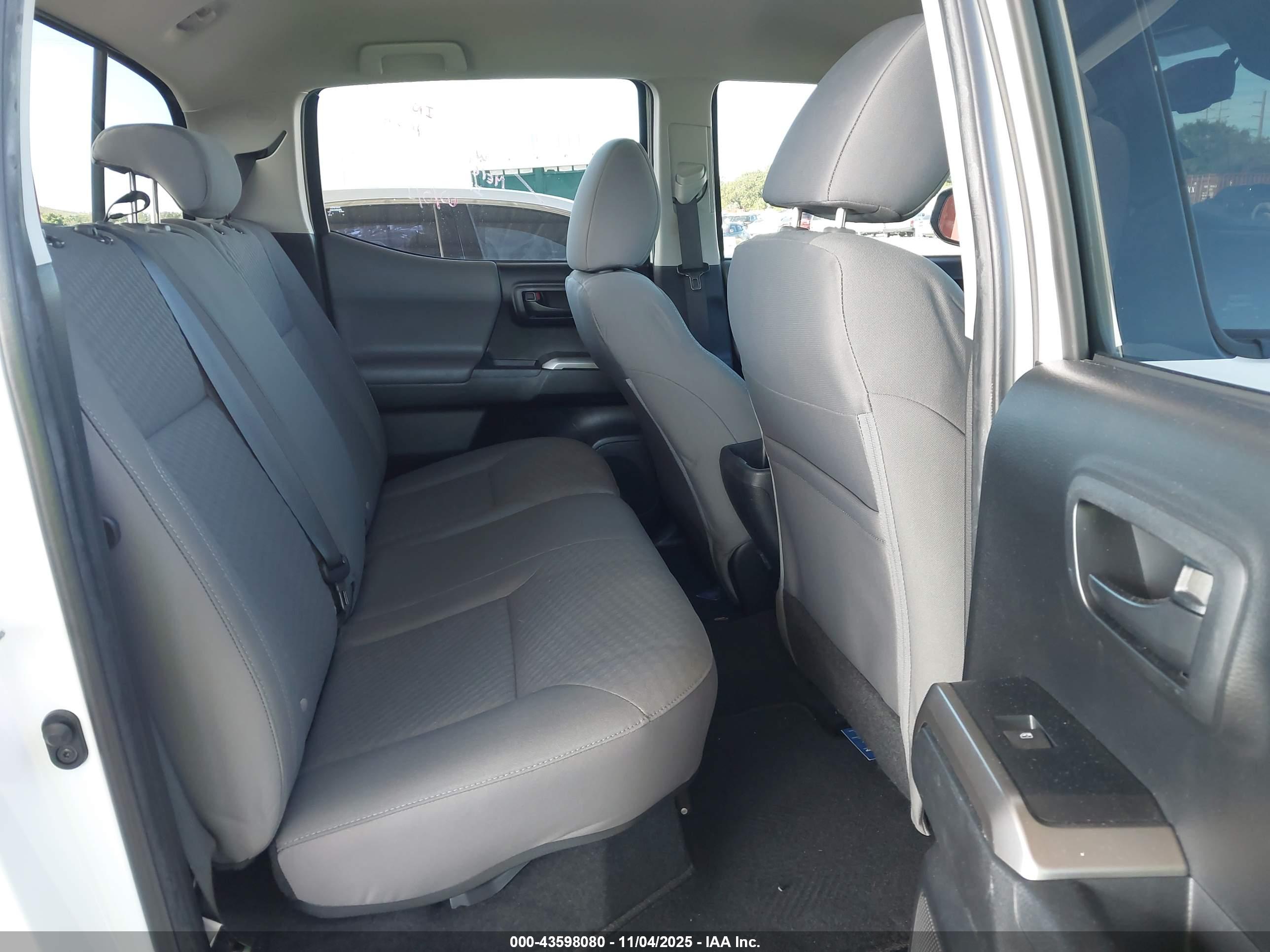 TOYOTA TACOMA image 8