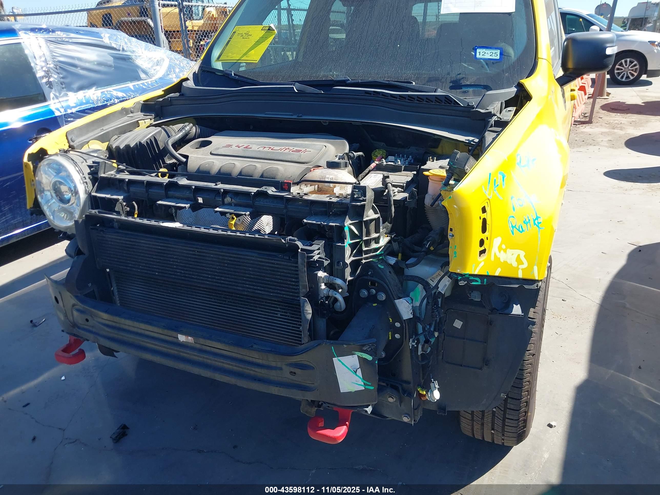 JEEP RENEGADE image 6