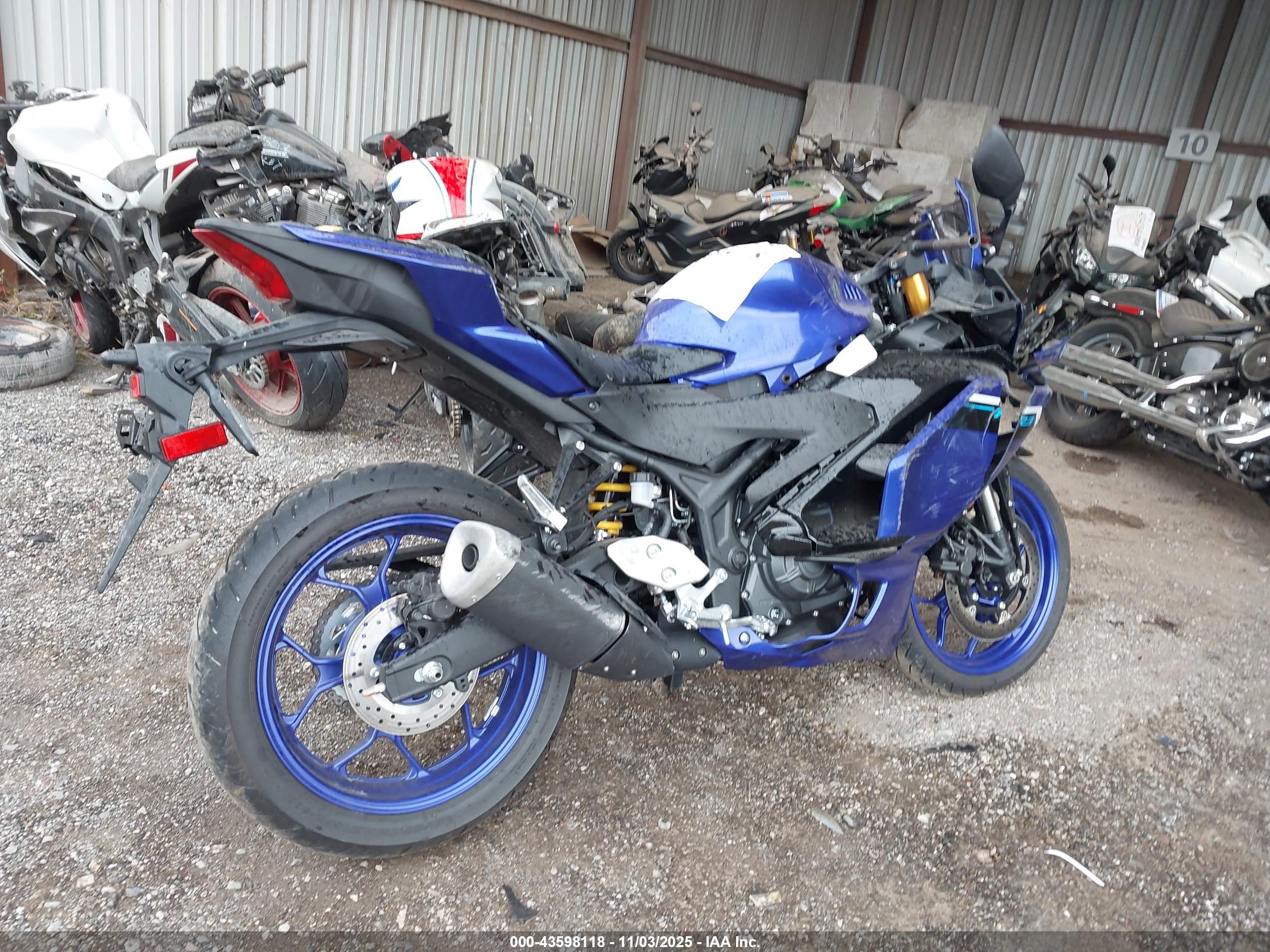 YAMAHA YFZ320 image 4