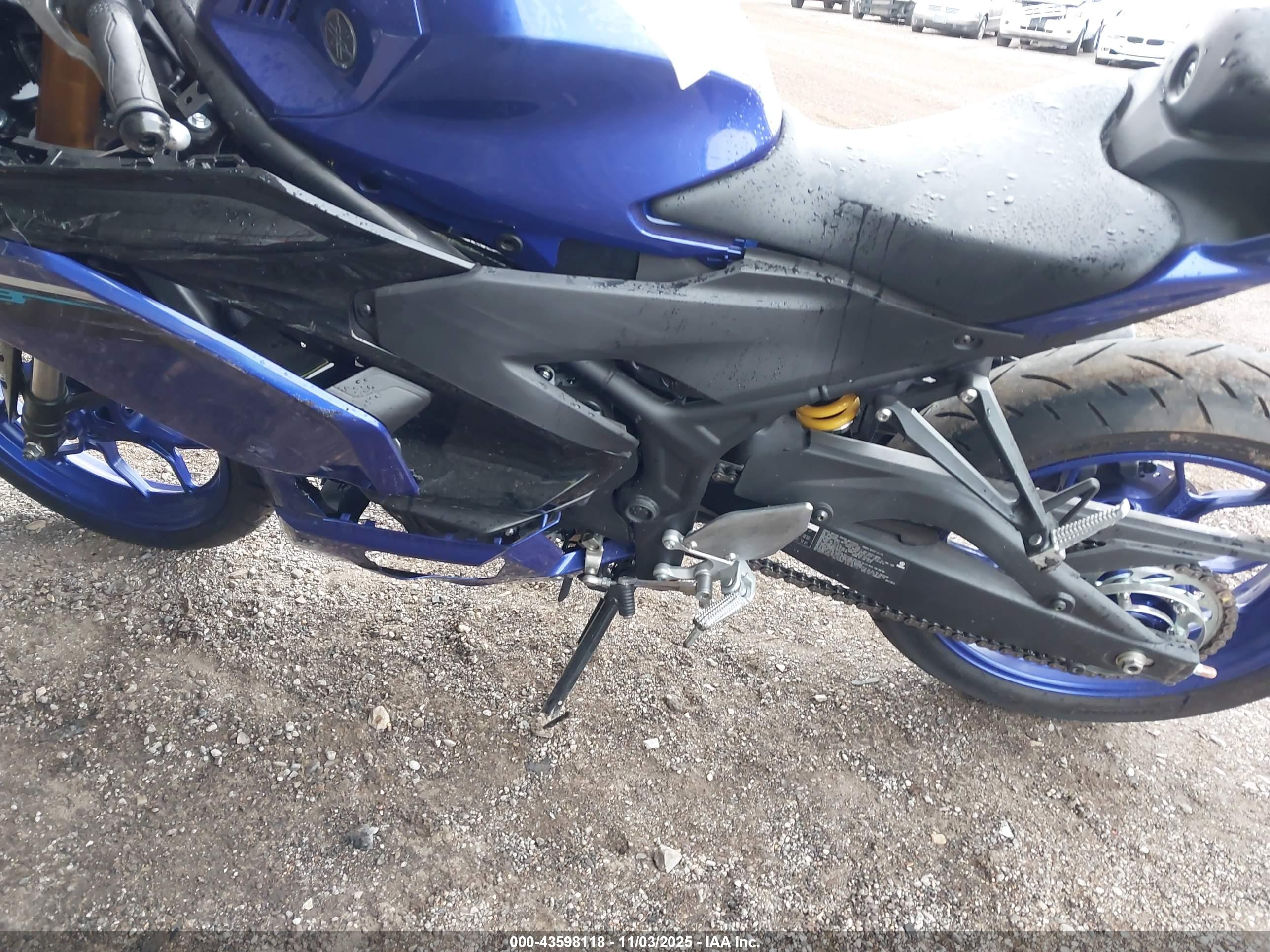 YAMAHA YFZ320 image 9