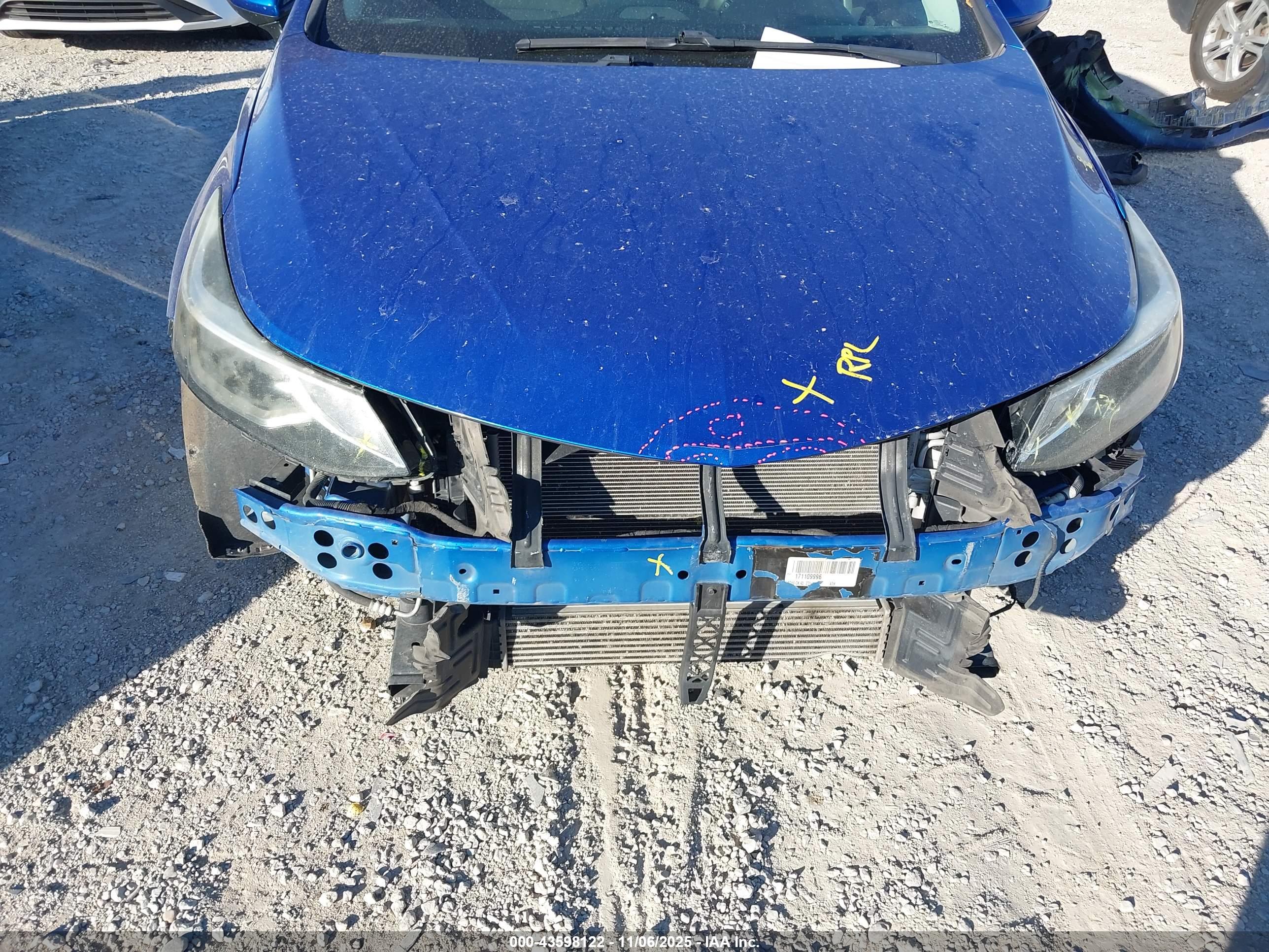 CHEVROLET CRUZE image 6