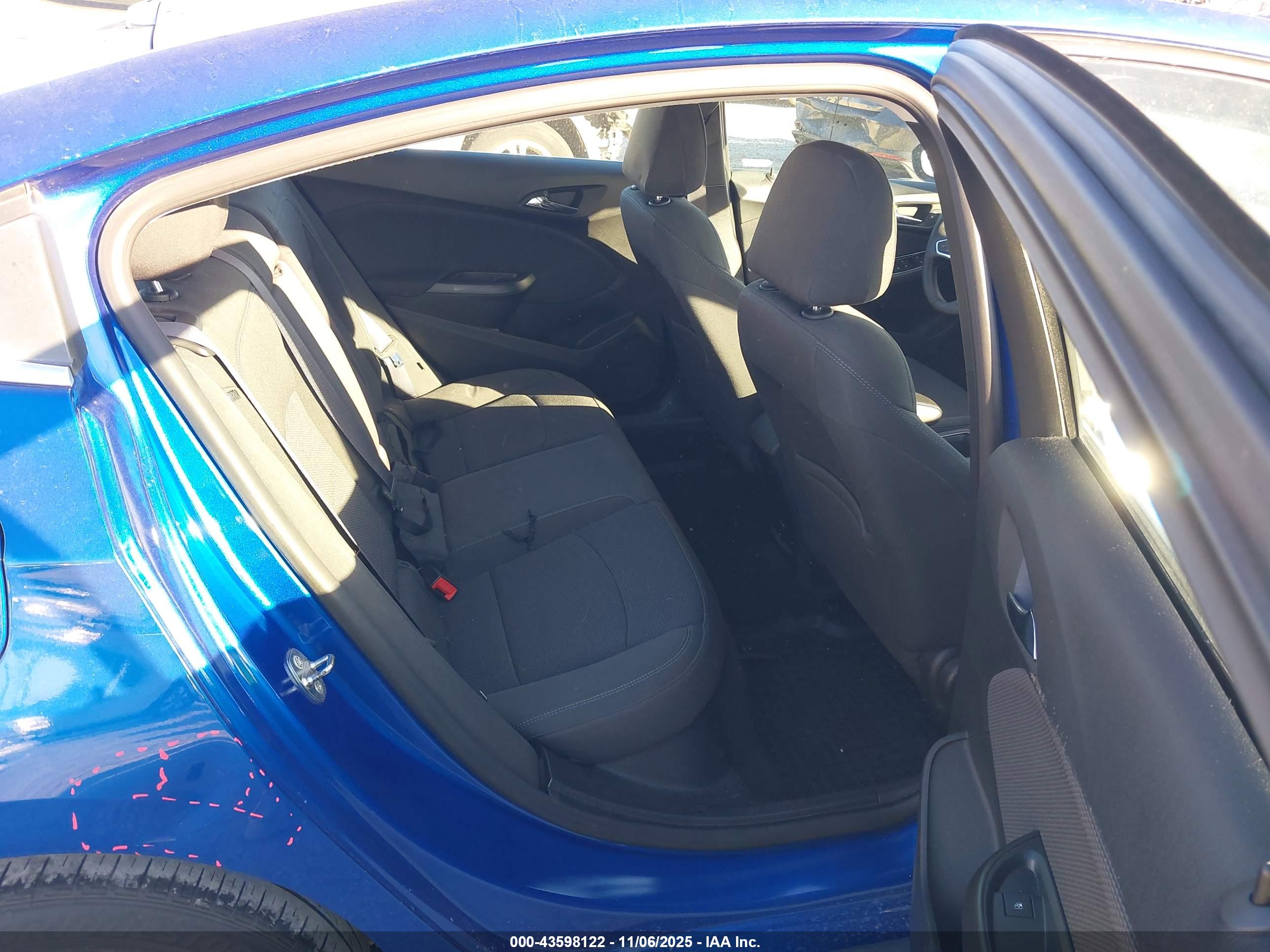 CHEVROLET CRUZE image 8