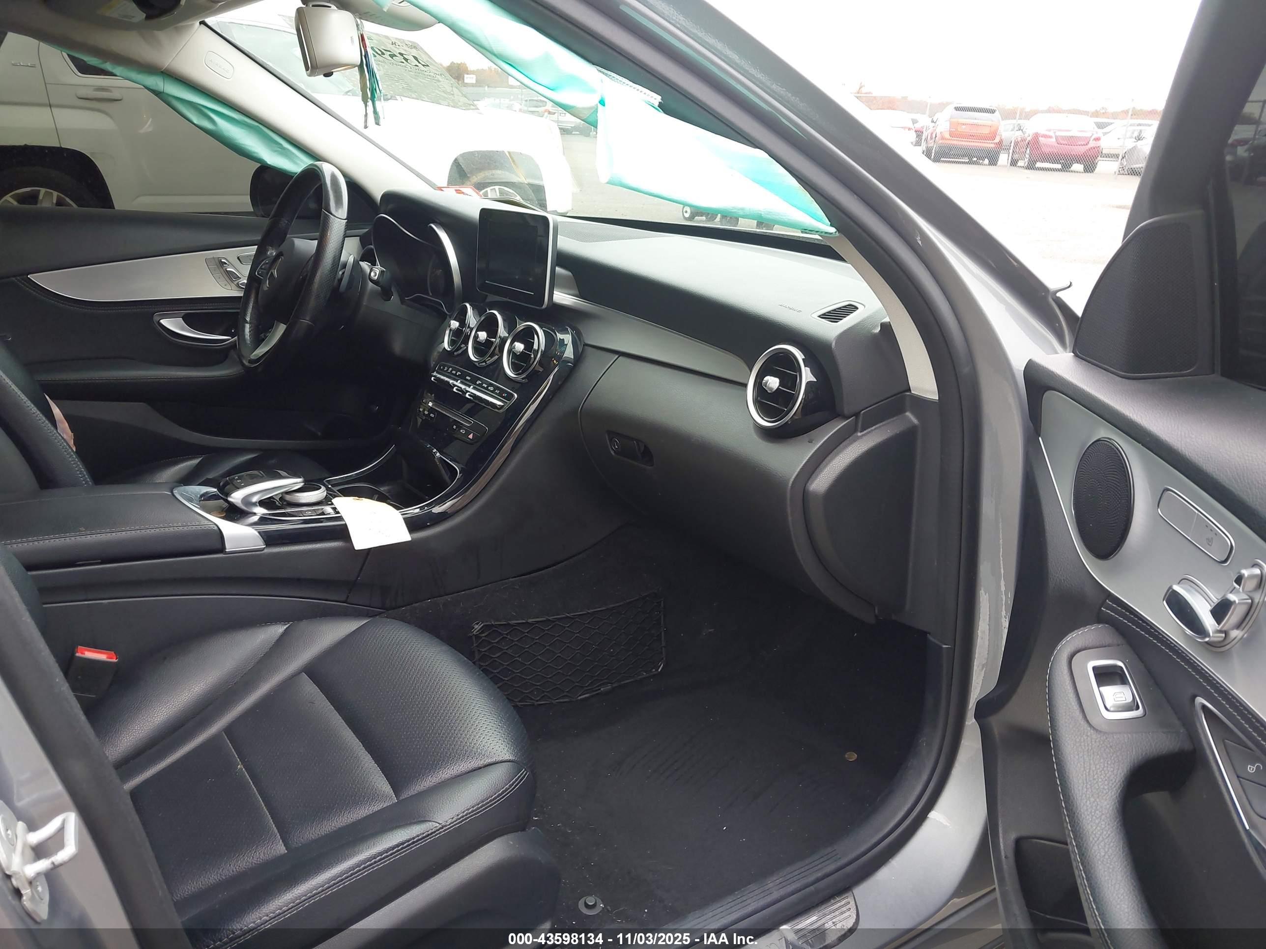 MERCEDES-BENZ C image 5