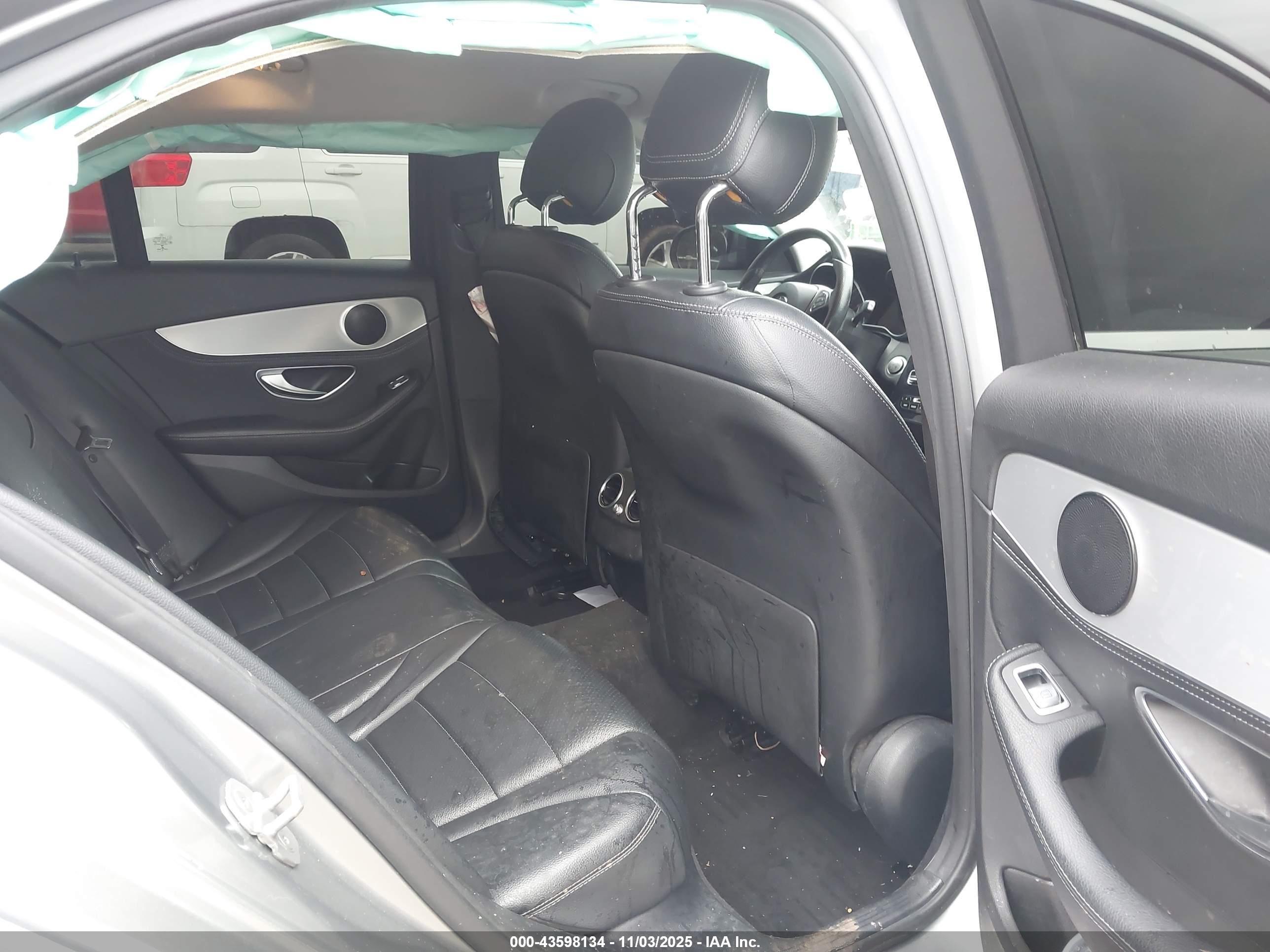 MERCEDES-BENZ C image 8
