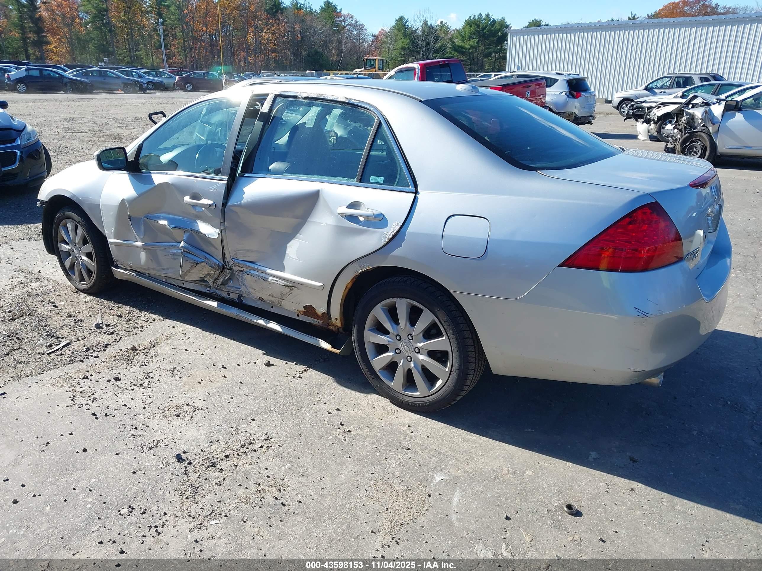 HONDA ACCORD image 3