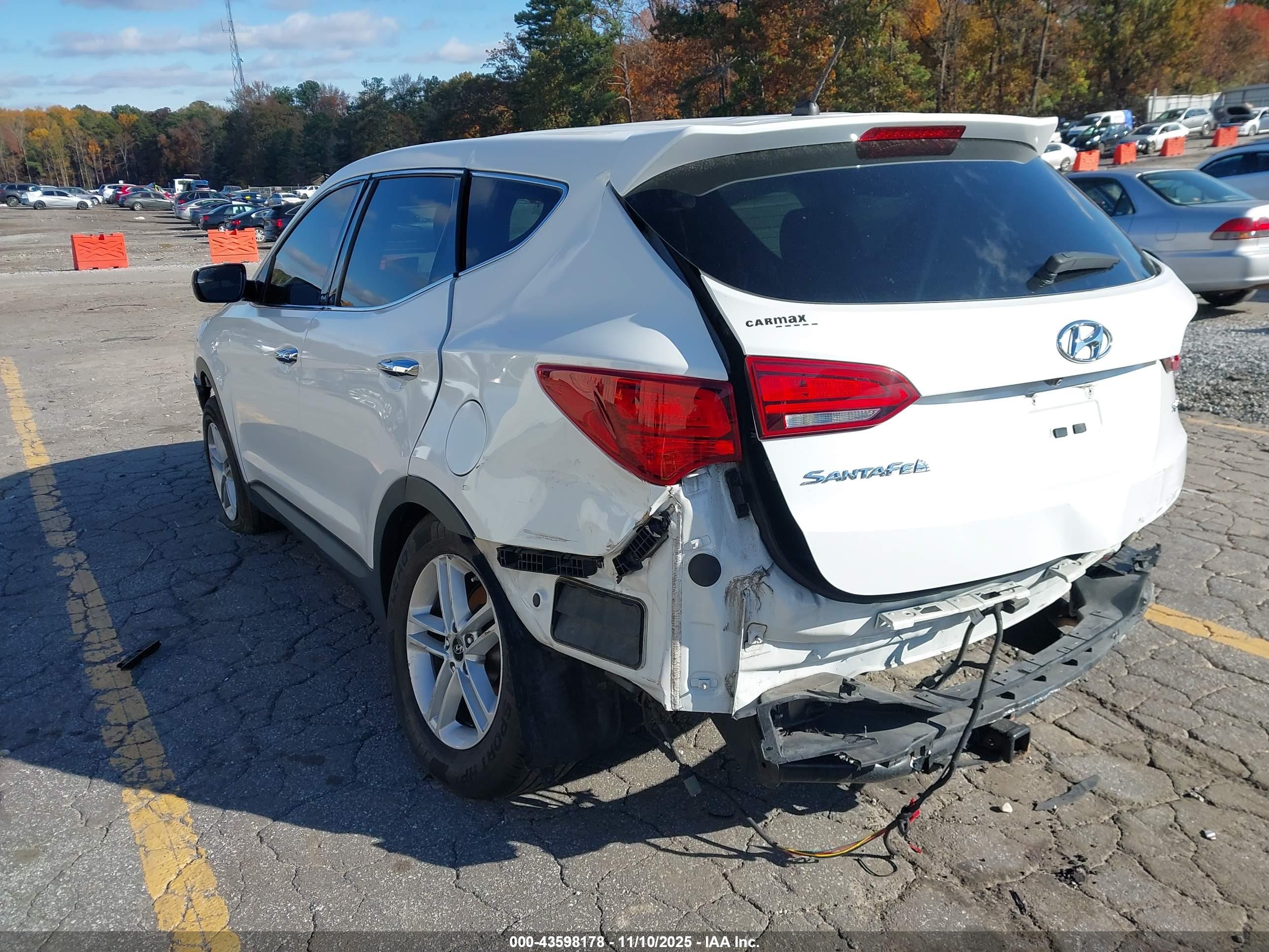 HYUNDAI SANTA image 3