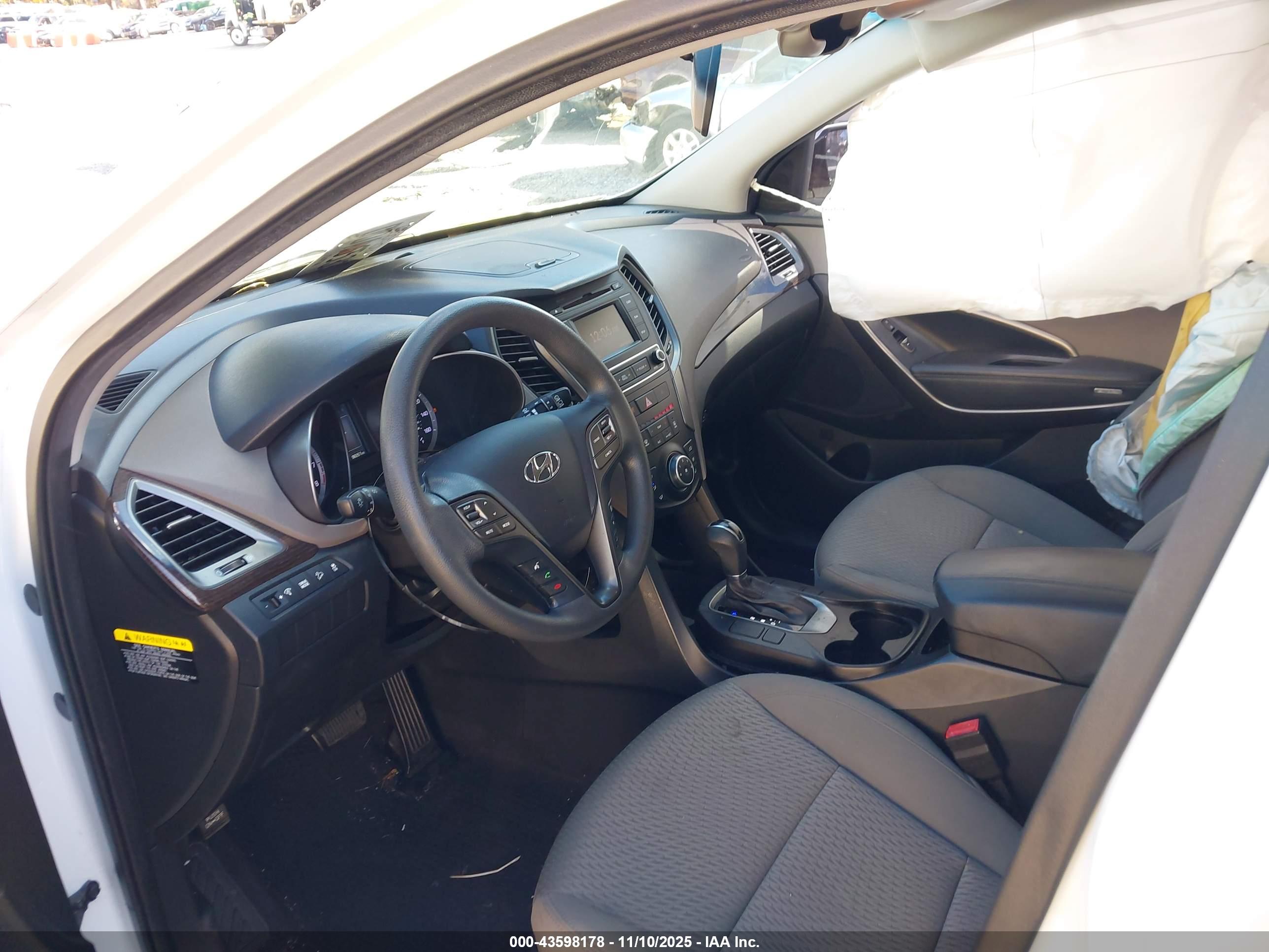 HYUNDAI SANTA image 5