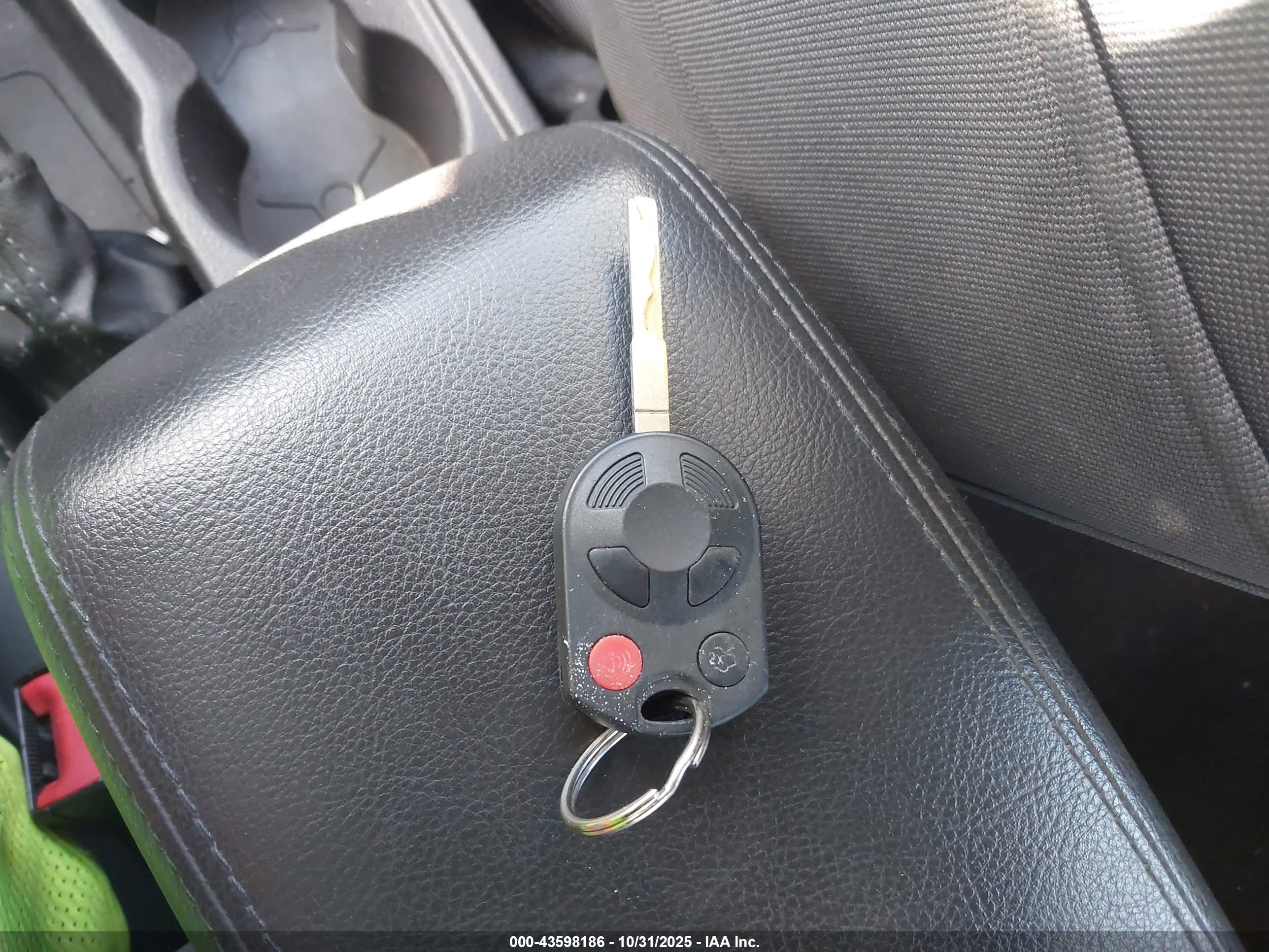 FORD FOCUS image 11