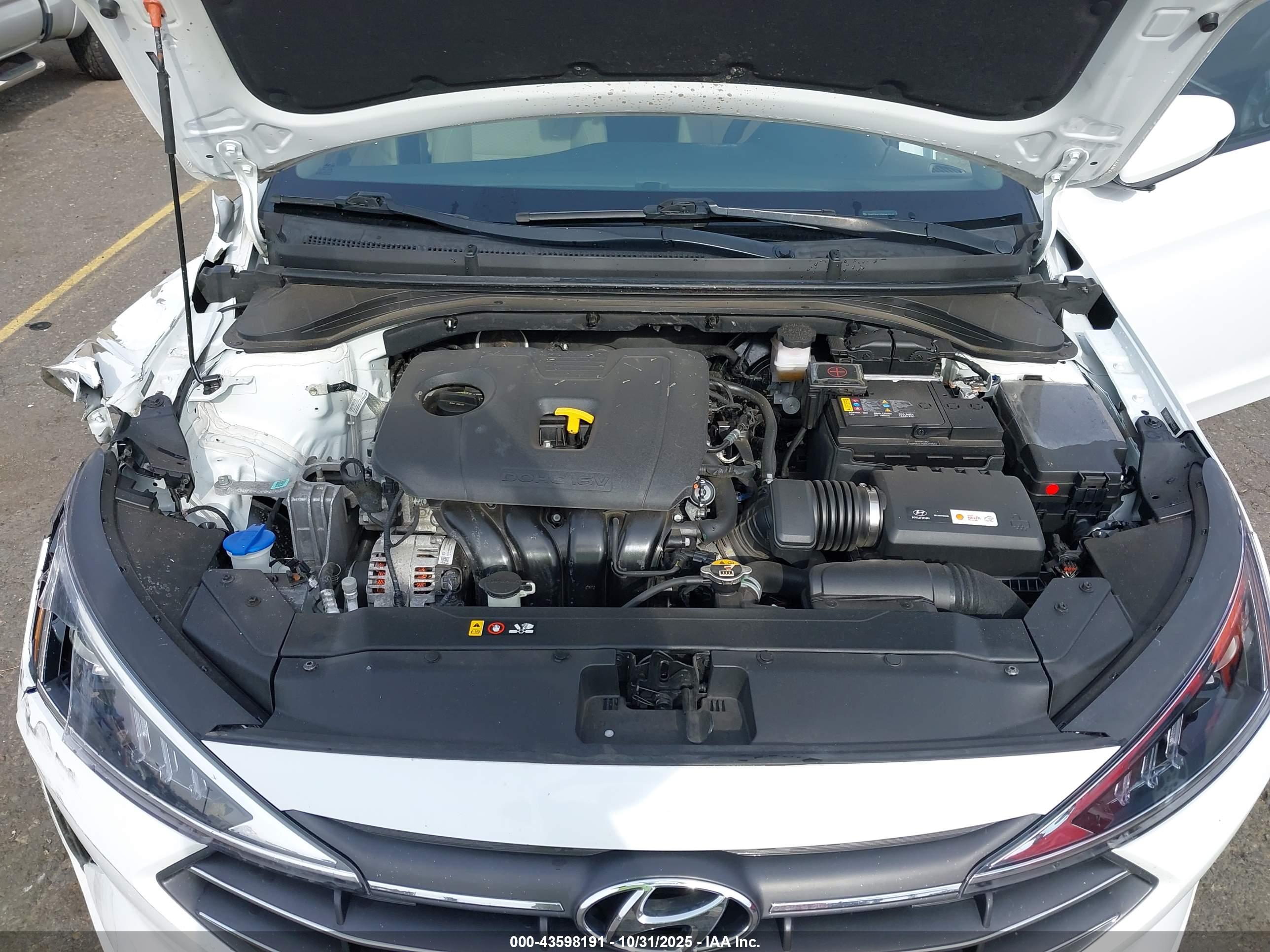 HYUNDAI ELANTRA image 10