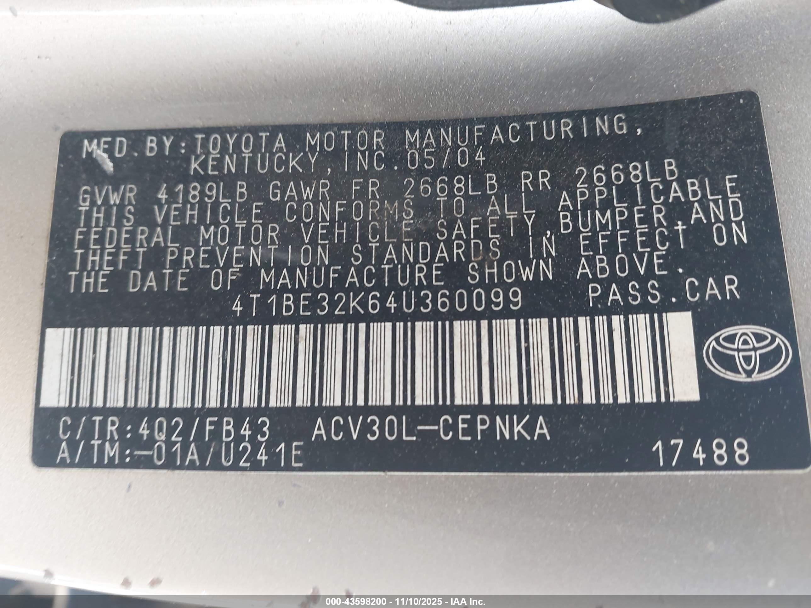TOYOTA CAMRY image 9