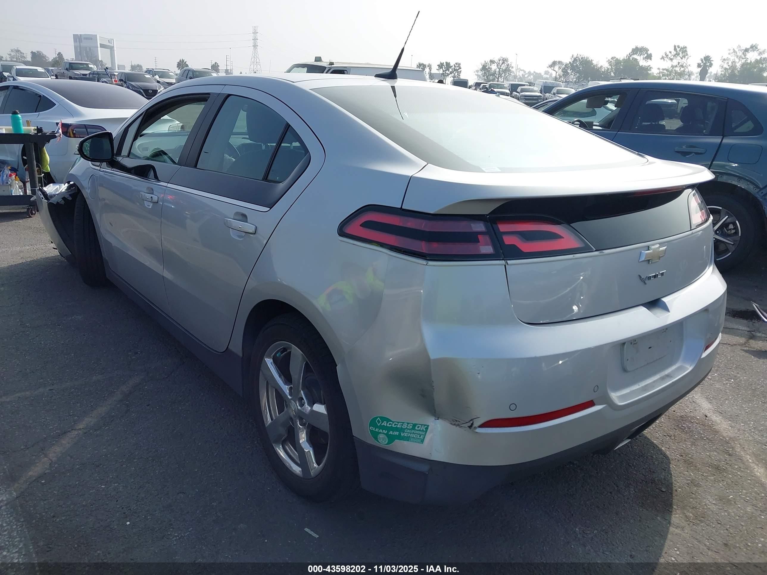 CHEVROLET VOLT image 3