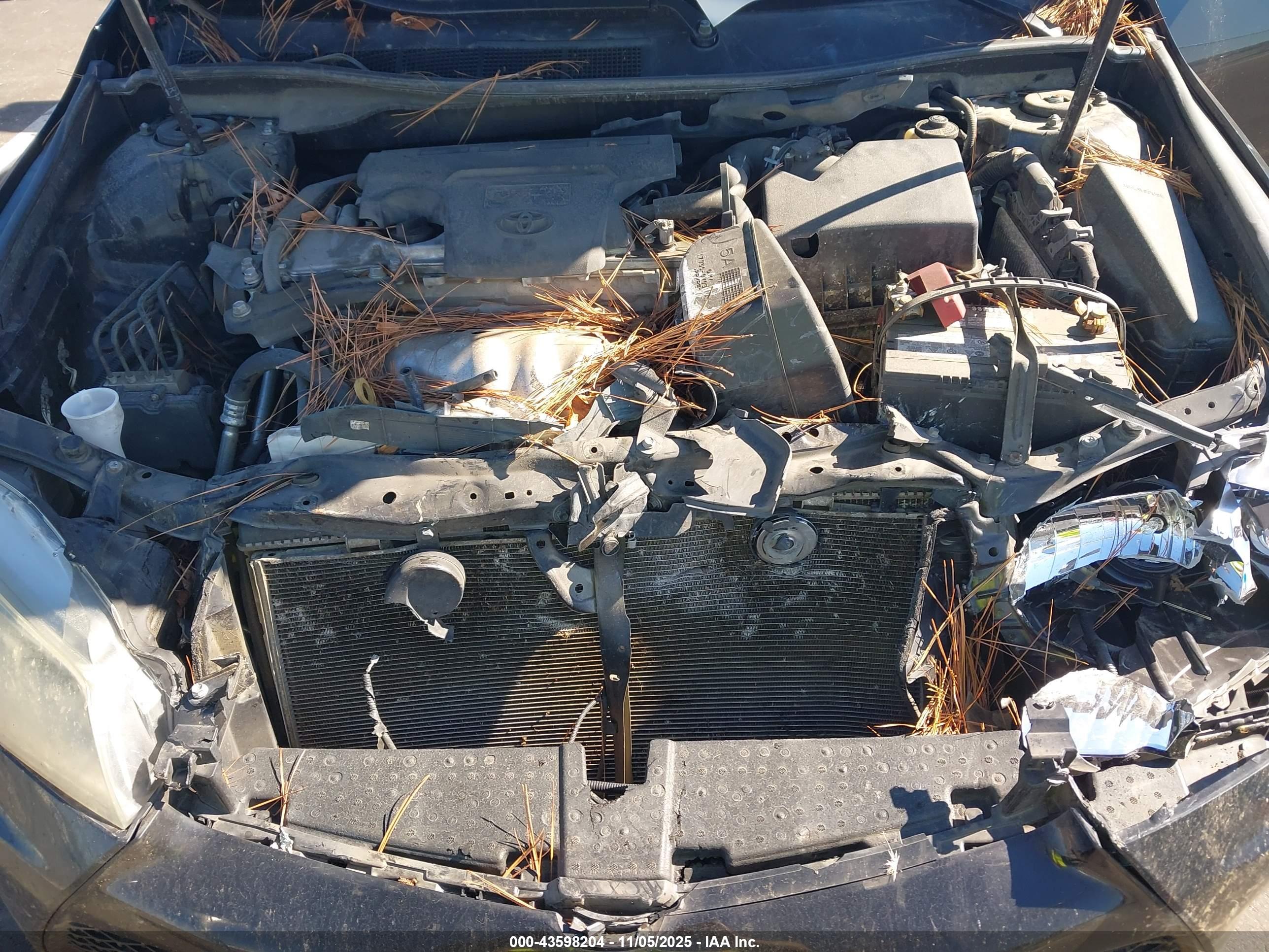 TOYOTA CAMRY image 10